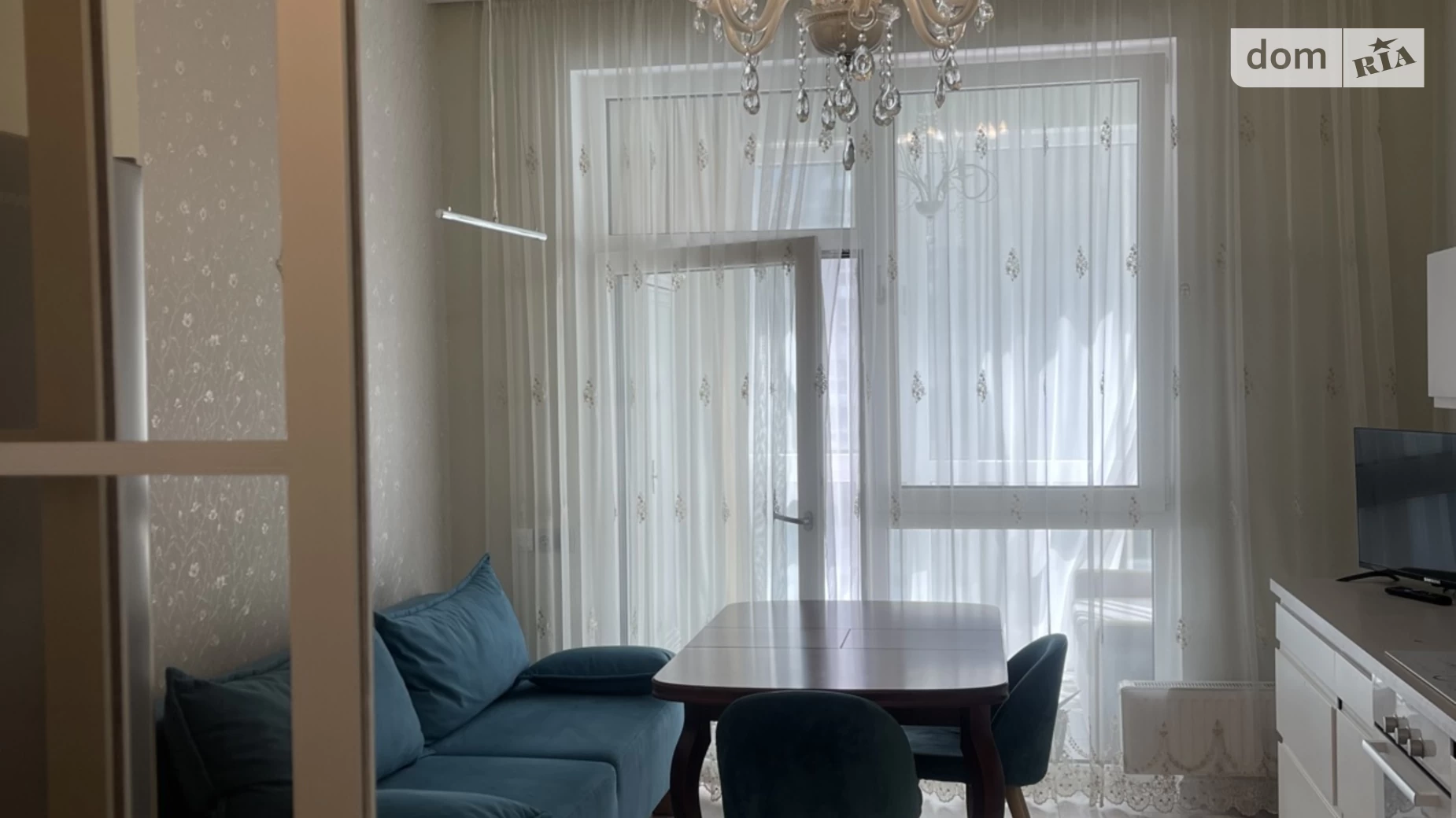 Продается 2-комнатная квартира 56 кв. м в Киеве, ул. Лейпцигская, 13А - фото 2