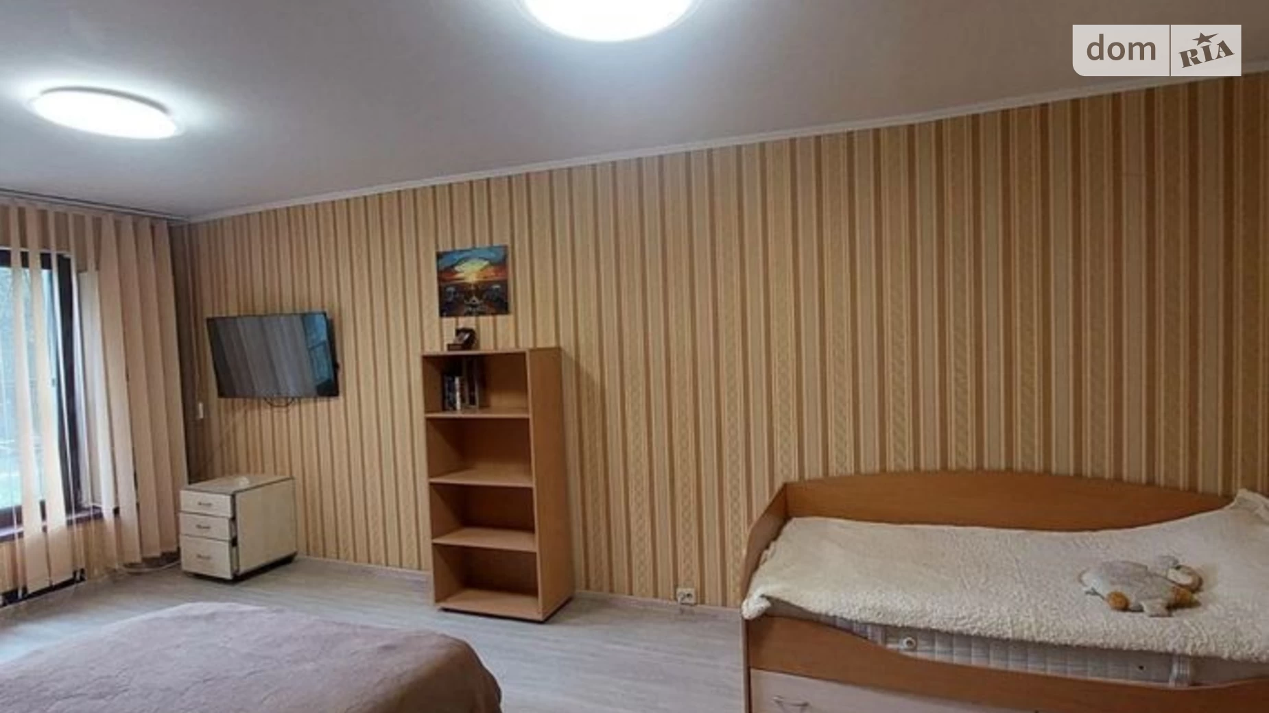 Продается 1-комнатная квартира 43 кв. м в Одессе, ул. Академика Филатова, 1 - фото 3