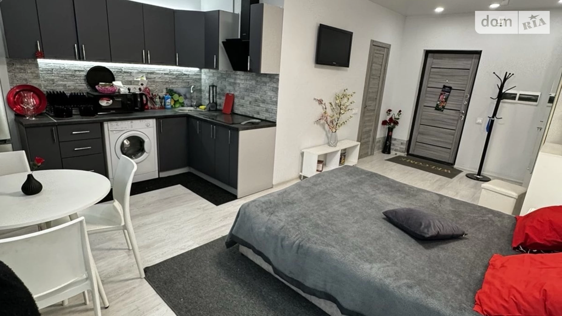 Продается 1-комнатная квартира 32 кв. м в Киеве, ул. Рональда Рейгана(Теодора Драйзера), 40 - фото 2