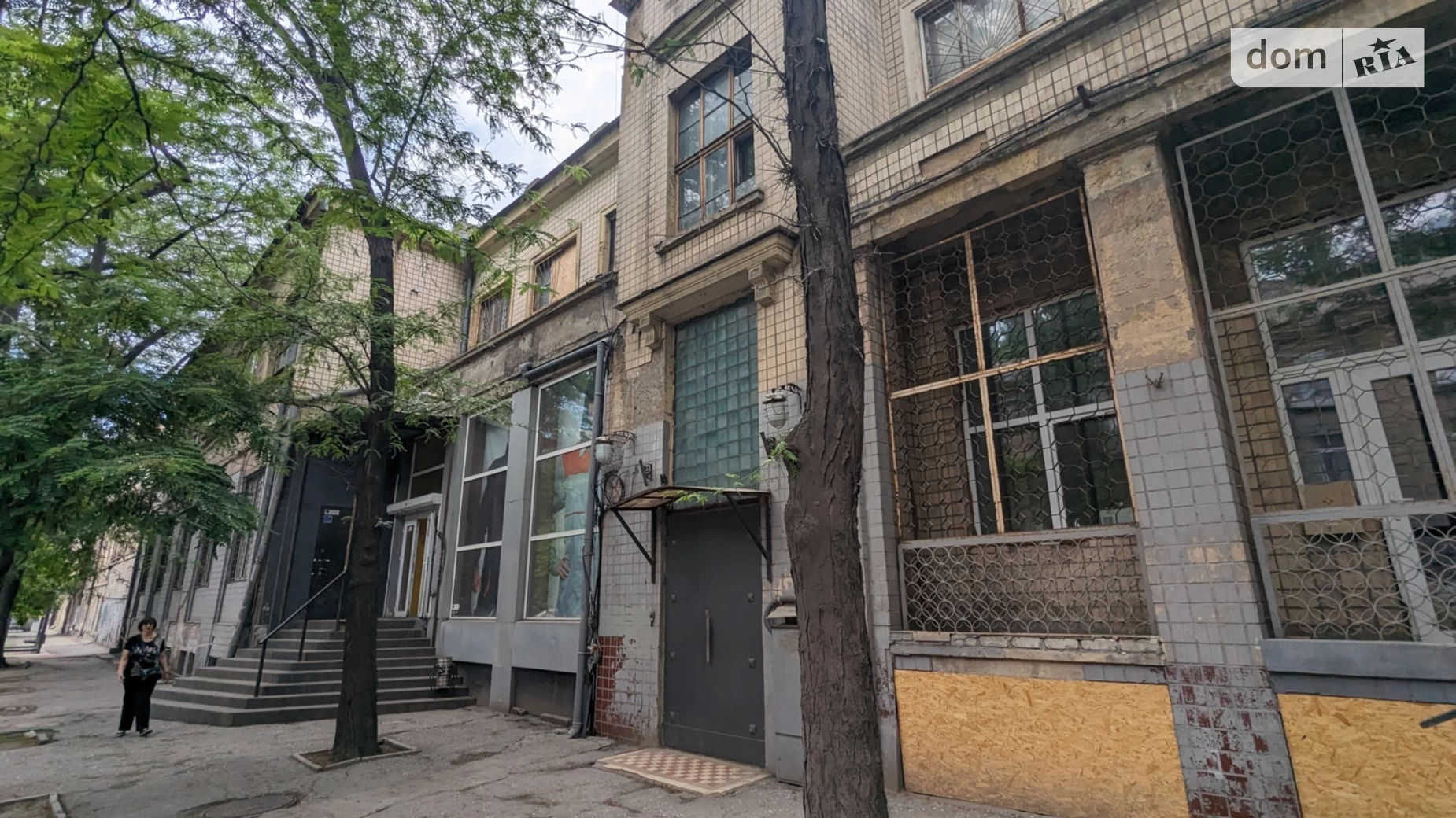 Сдается в аренду офис 96 кв. м в бизнес-центре, цена: 12610 грн - фото 5