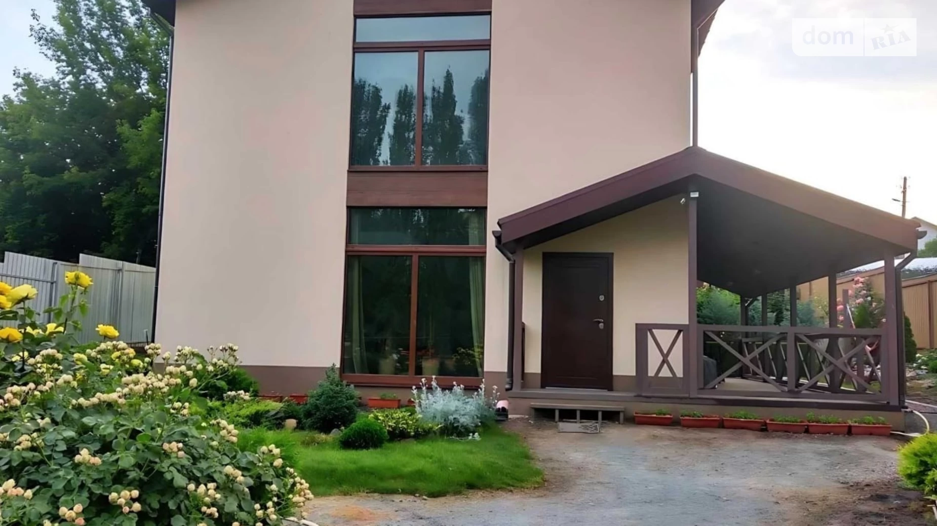 Продается дом на 2 этажа 121.8 кв. м с бассейном, цена: 150000 $ - фото 2