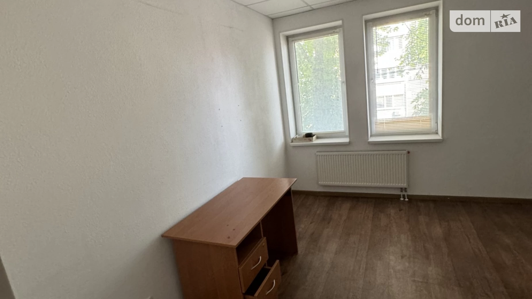 Сдается в аренду офис 25.5 кв. м в бизнес-центре, цена: 9971 грн - фото 4