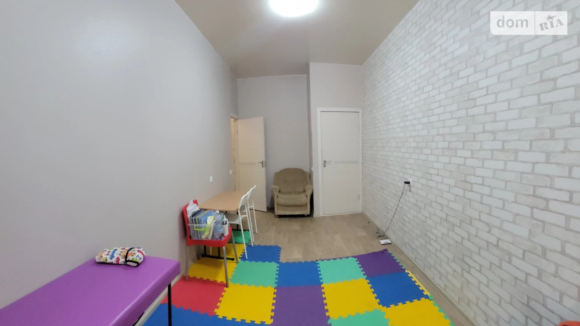 Продается офис 42 кв. м в бизнес-центре, цена: 30000 $ - фото 4