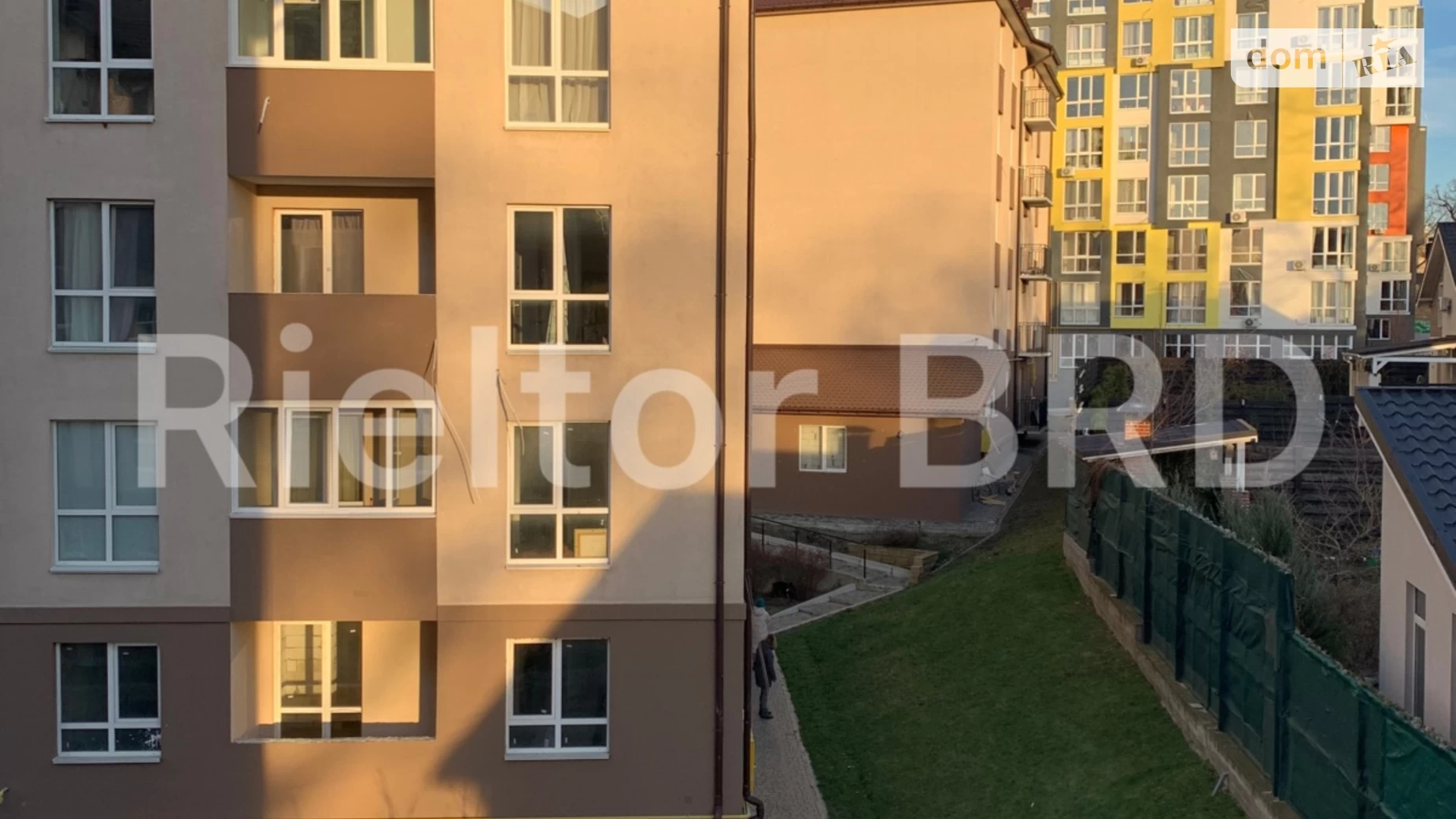 Продается 2-комнатная квартира 54.9 кв. м в Ирпене, ул. Григория Сковороды, 1/1 - фото 2