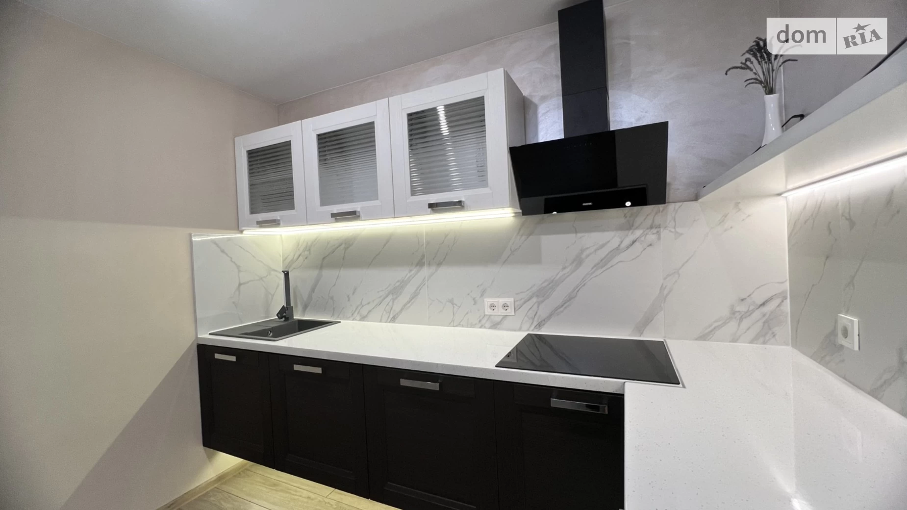 3-кімнатна квартира 70 кв. м у Тернополі, вул. Київська - фото 2