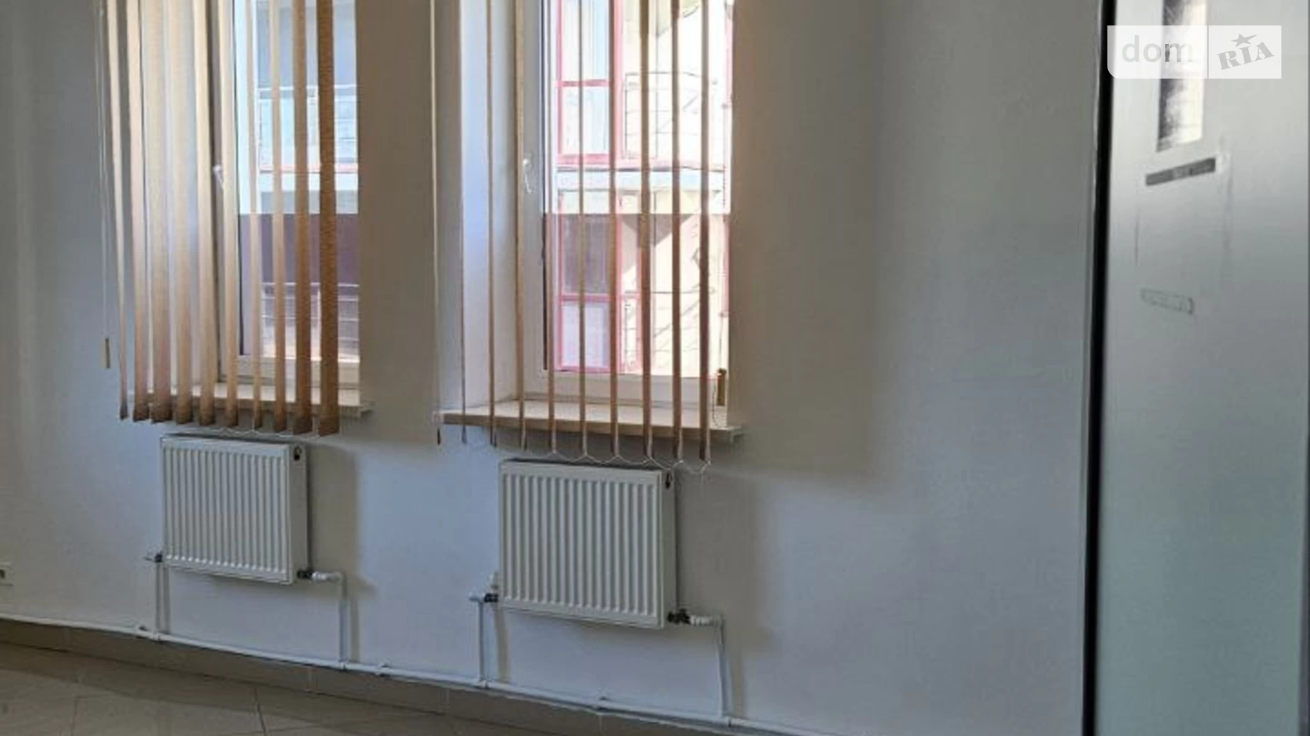 Сдается в аренду офис 26 кв. м в бизнес-центре, цена: 7800 грн - фото 4