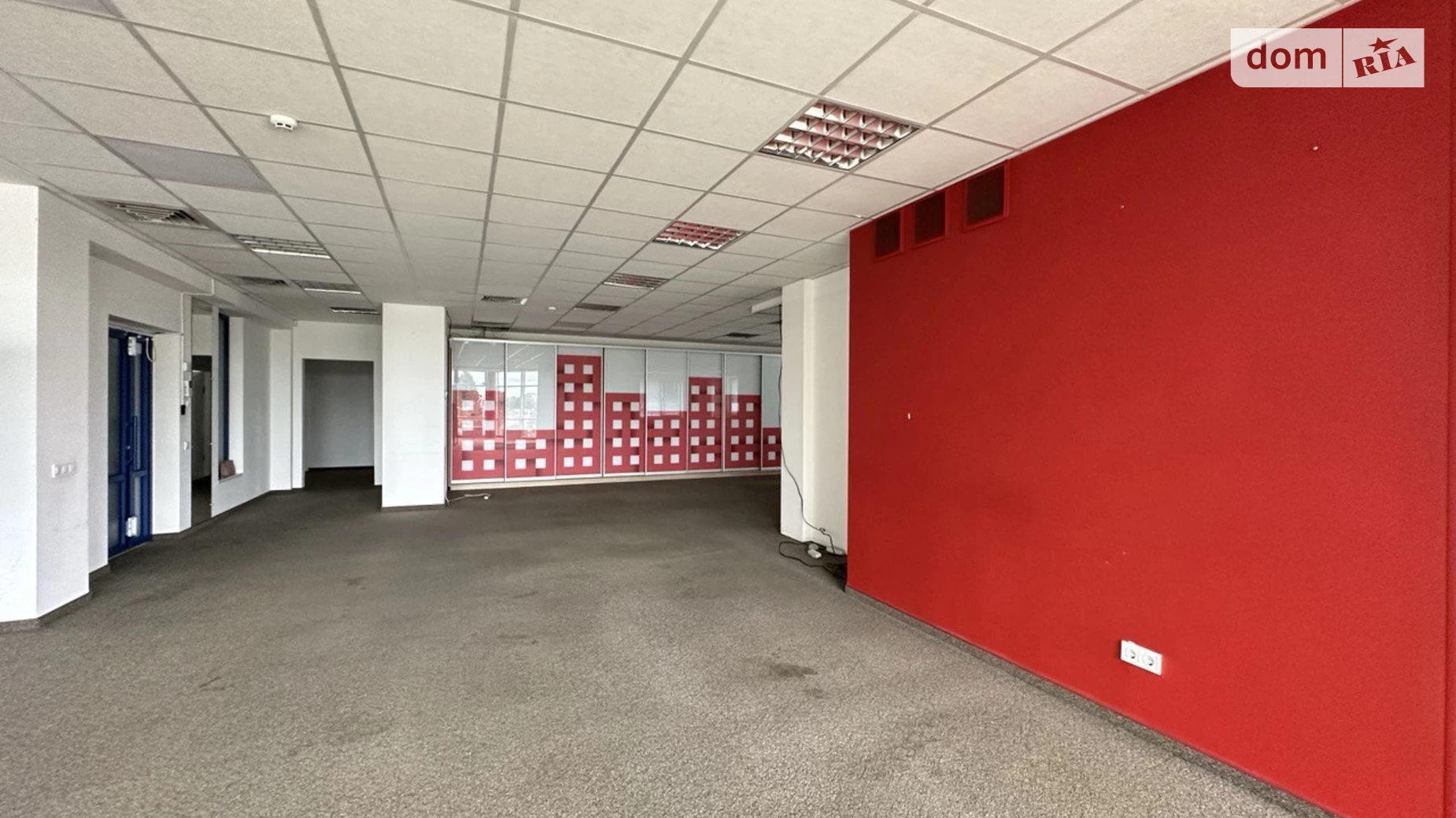 Сдается в аренду офис 340 кв. м в бизнес-центре, цена: 2000 $ - фото 2