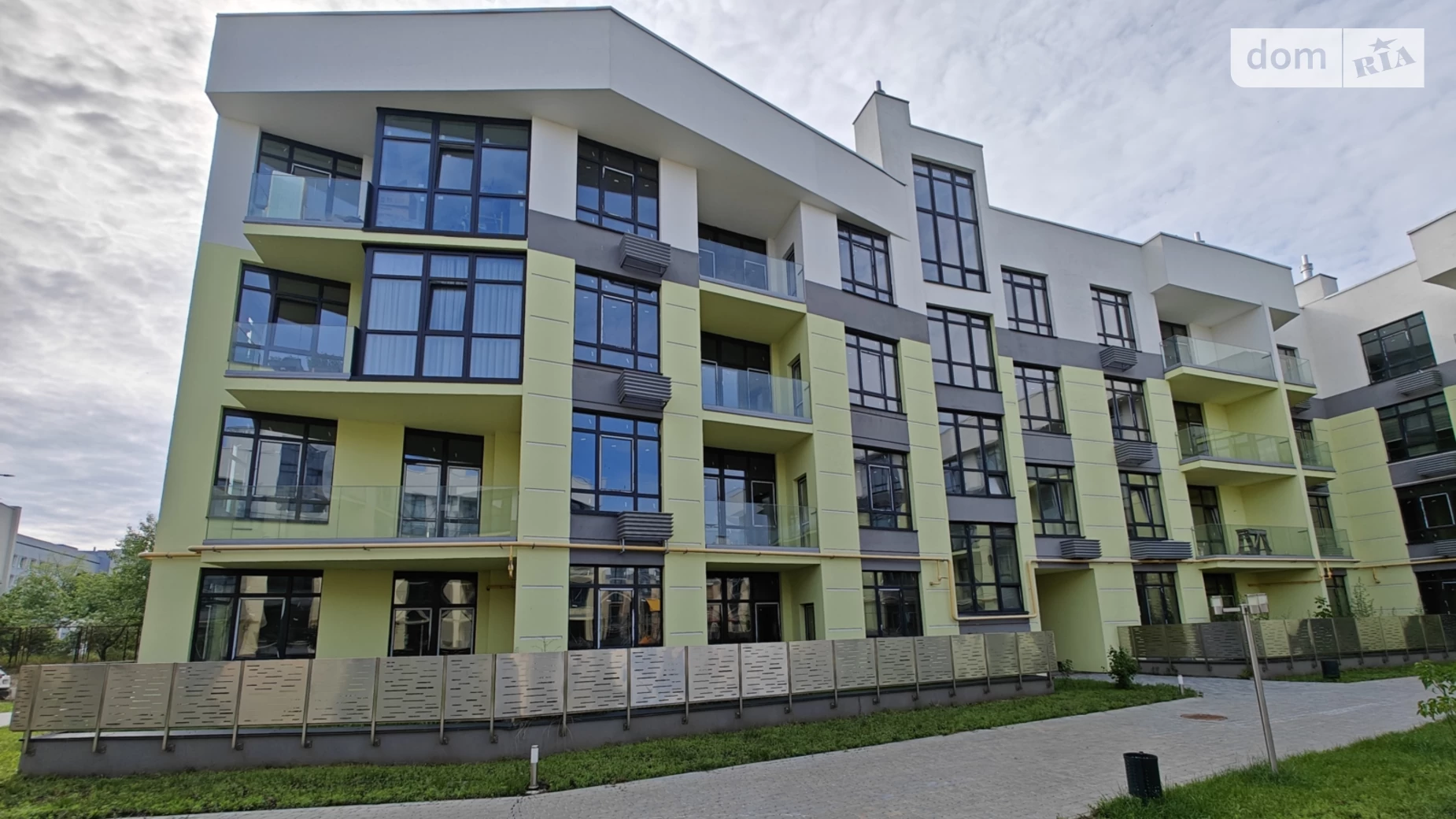 Продается 1-комнатная квартира 60 кв. м в Киеве, ул. Дубищанская, 5 - фото 3