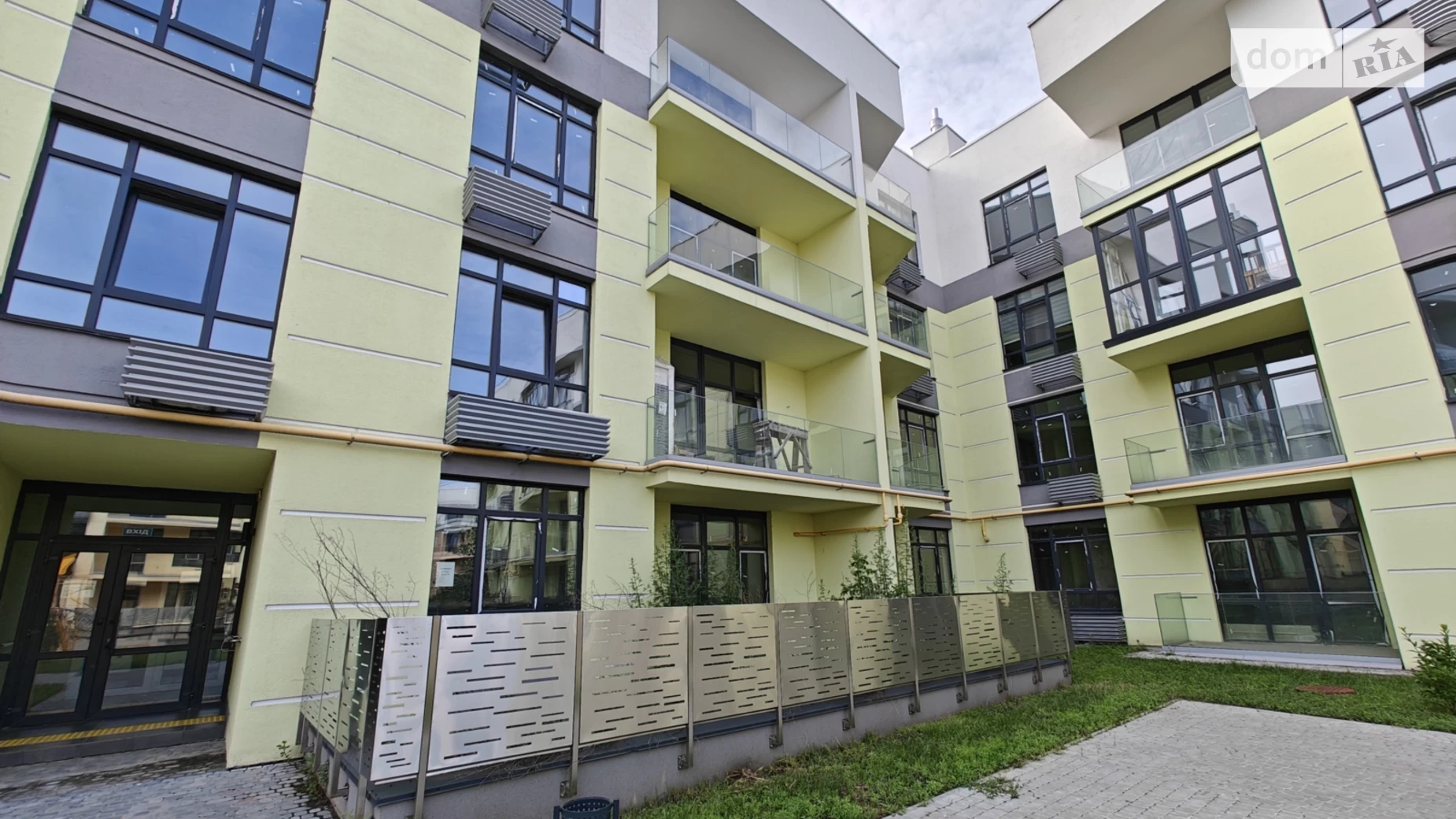 Продается 2-комнатная квартира 66 кв. м в Киеве, ул. Дубищанская, 5 - фото 2