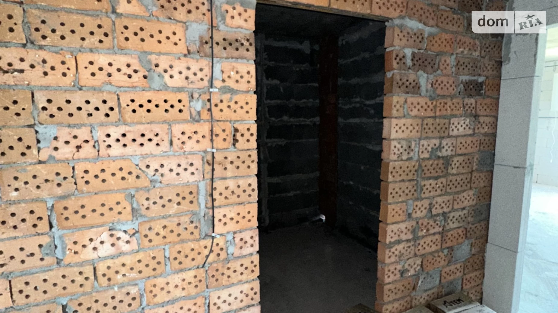 Продається 1-кімнатна квартира 61 кв. м у Хмельницькому, вул. Героїв Національної гвардії України(Будівельників), 5/5 - фото 4