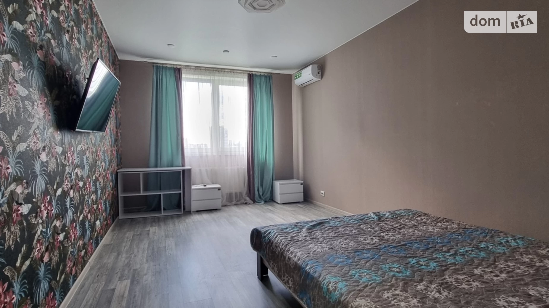 Продается 1-комнатная квартира 43 кв. м в Киеве, просп. Отрадный, 2 - фото 3