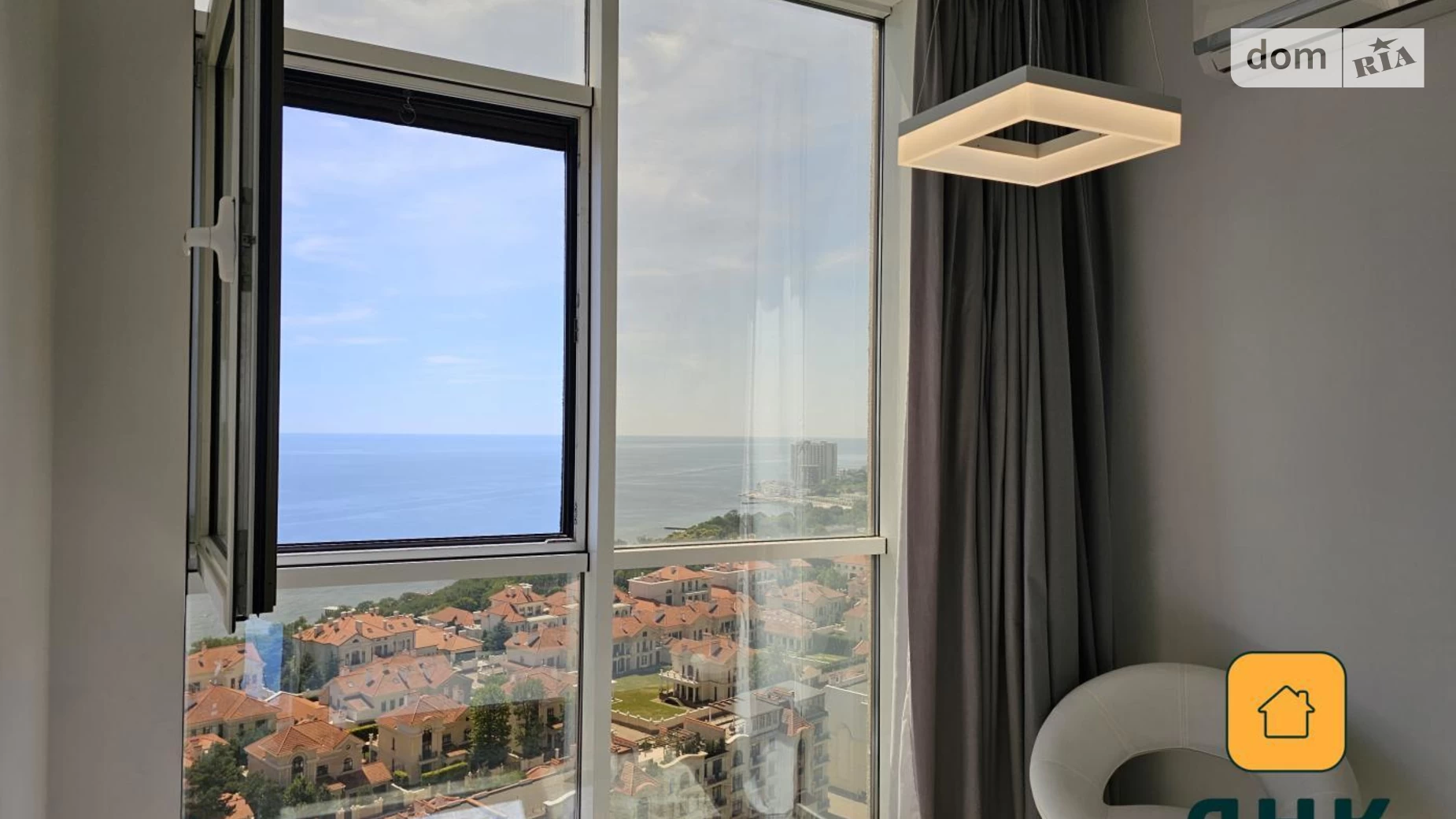 Продается 1-комнатная квартира 42 кв. м в Одессе, бул. Французский, 60В - фото 2