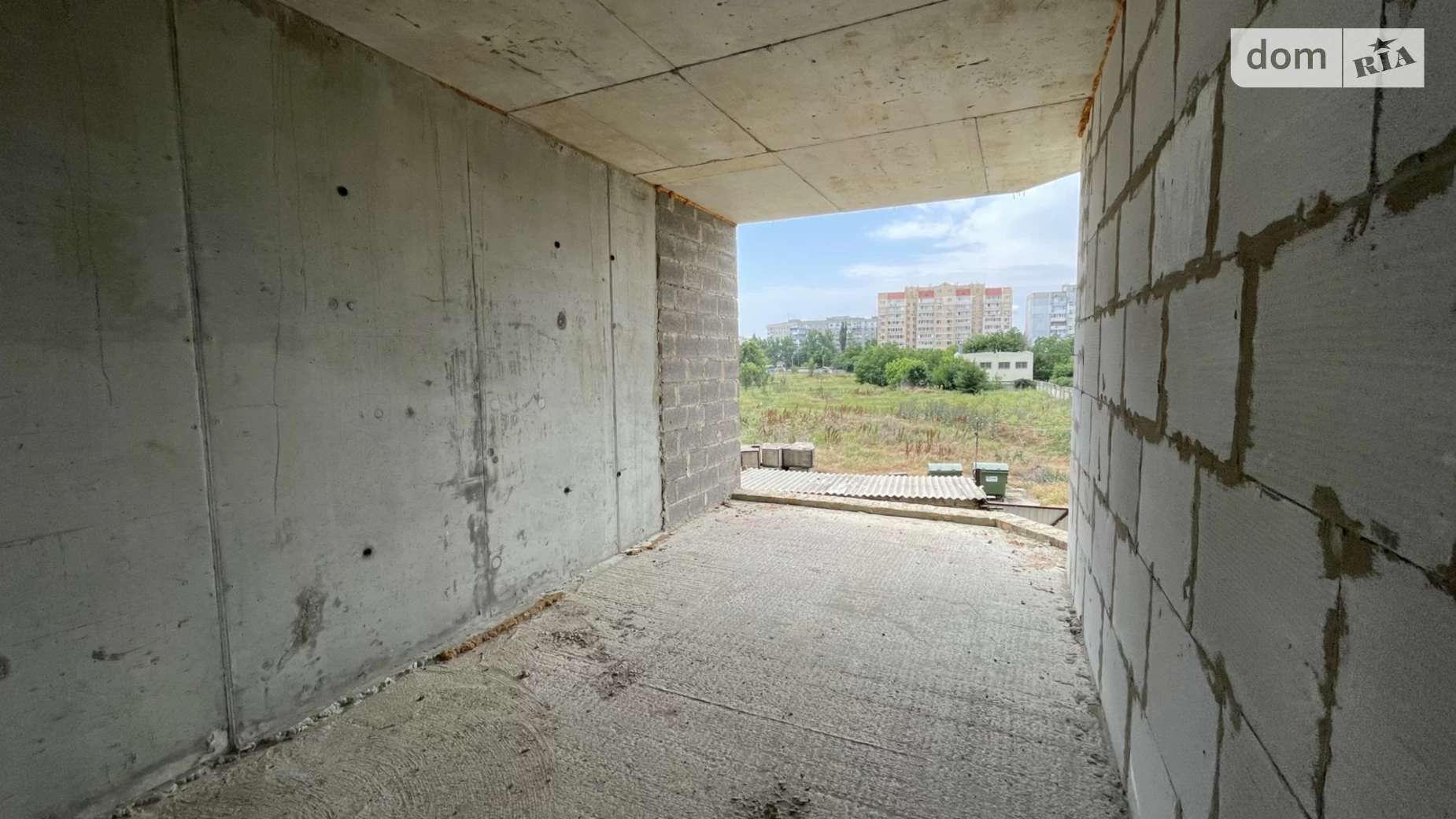Продается 1-комнатная квартира 42.6 кв. м в Иличанкае, ул. Паустовского - фото 2
