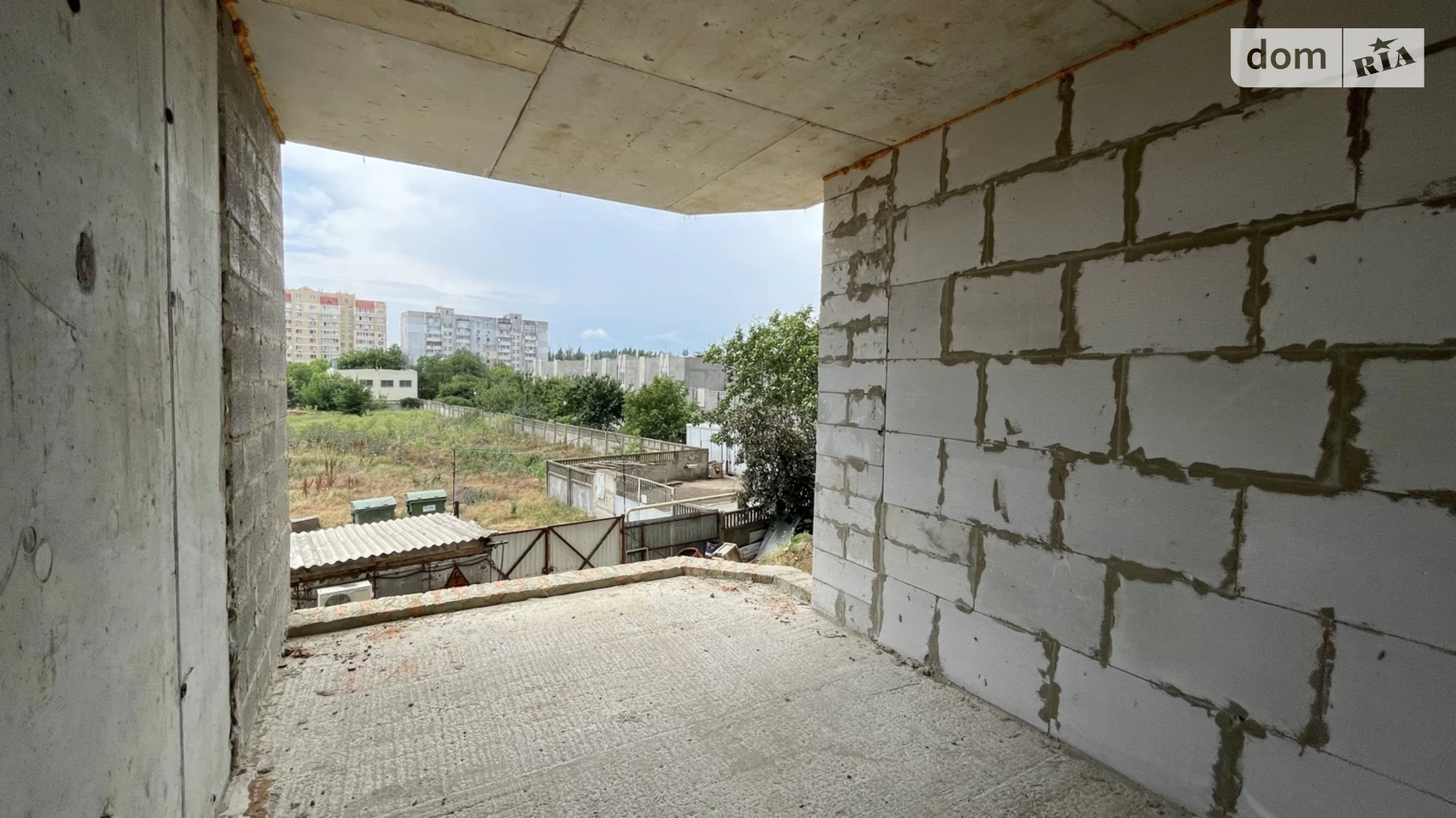 Продается 1-комнатная квартира 42.6 кв. м в Иличанкае, ул. Паустовского - фото 3
