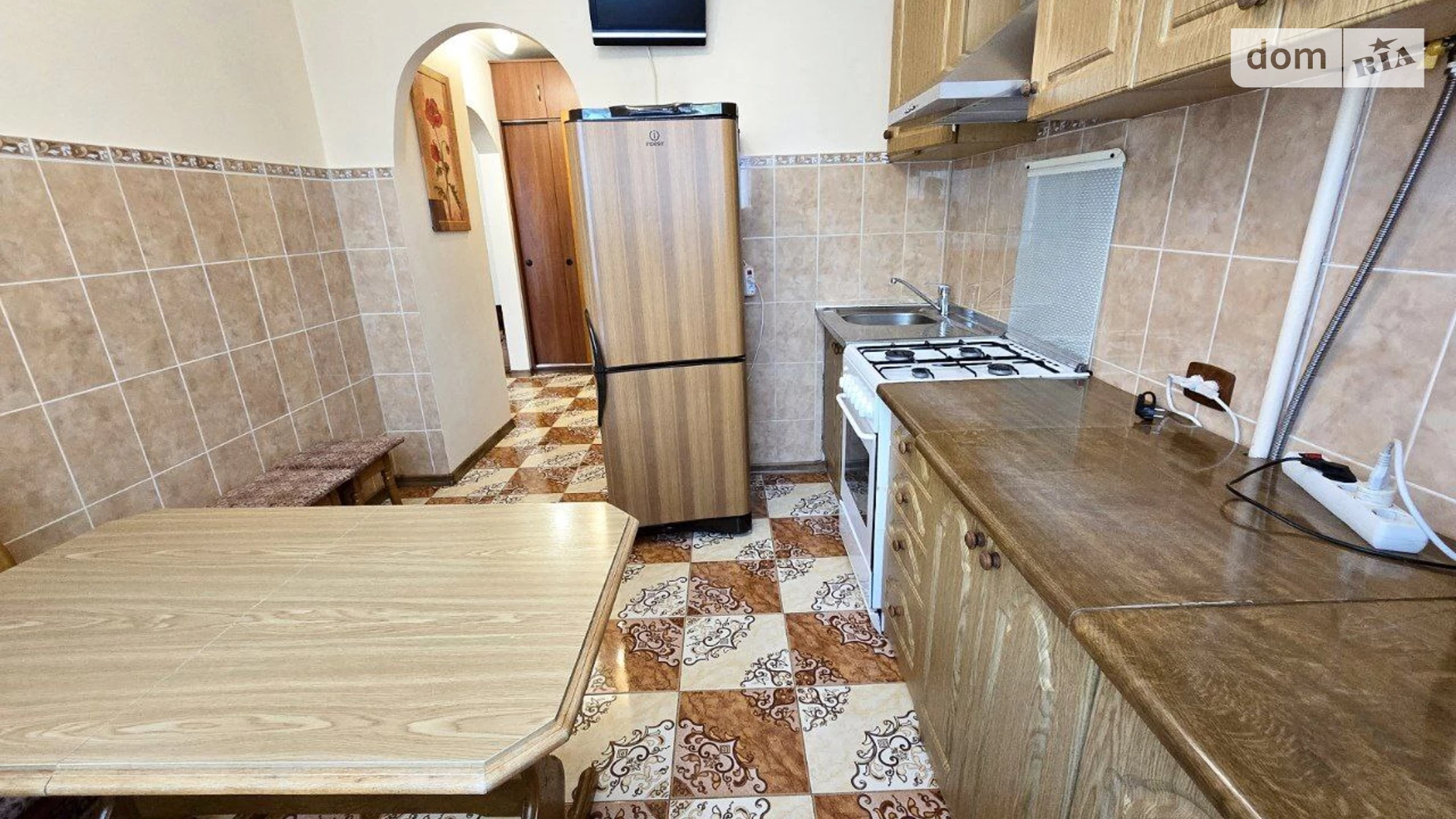 Сдается в аренду 2-комнатная квартира 52 кв. м в Черновцах - фото 3