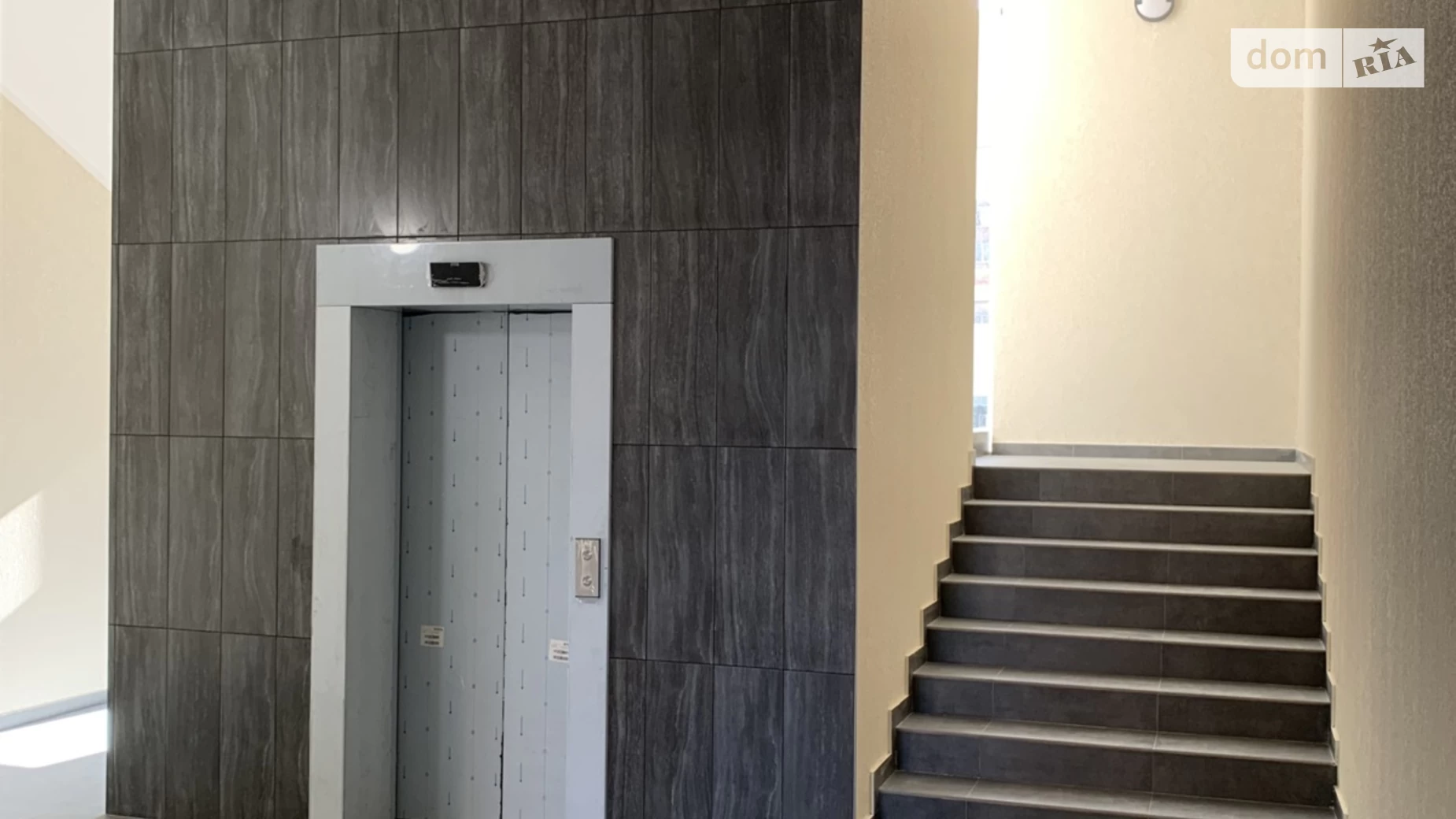 Продається офіс 183 кв. м в бізнес-центрі, цена: 170000 $ - фото 5