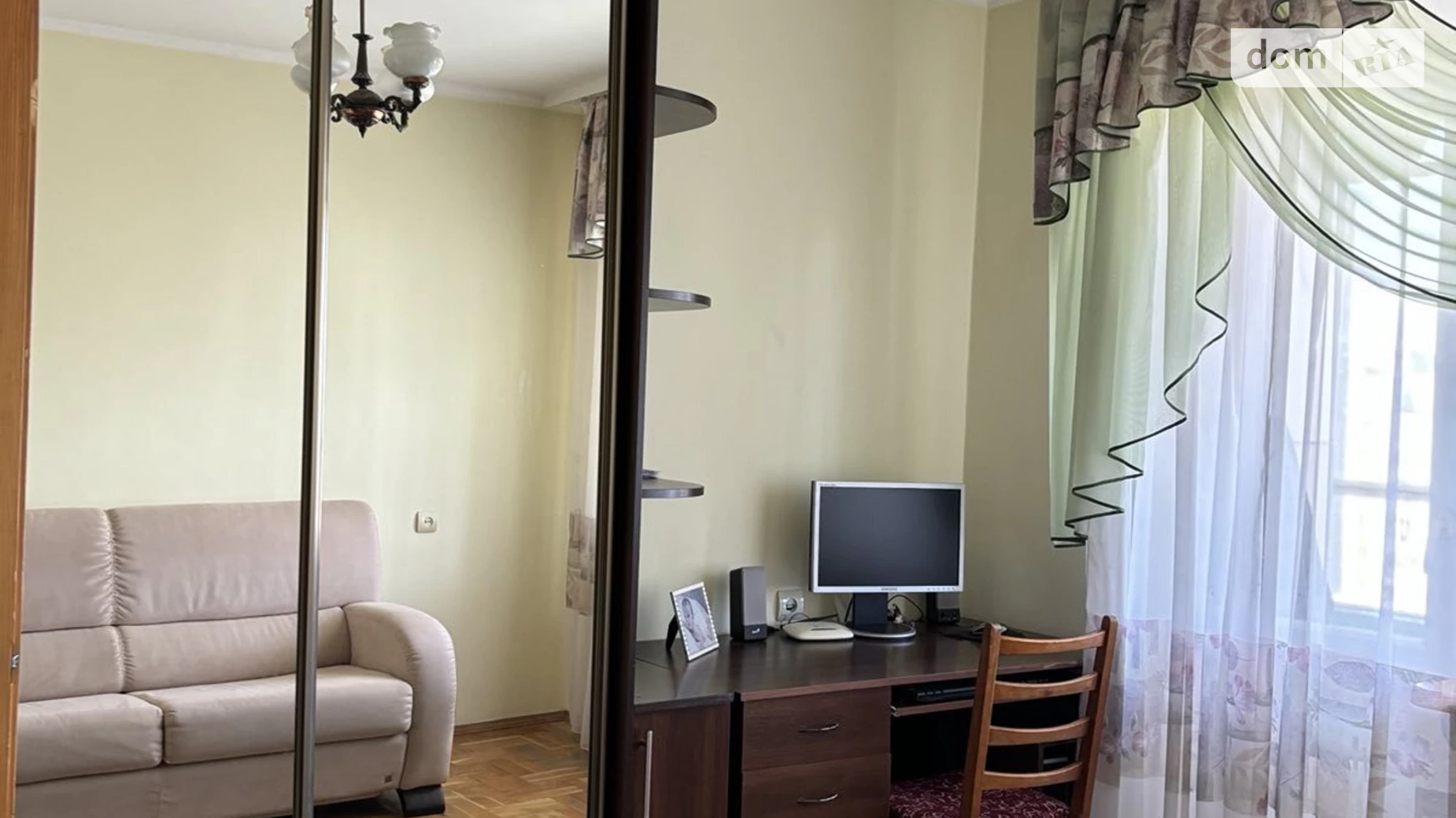Продается 3-комнатная квартира 69.8 кв. м в Львове, ул. Демнянская, 24 - фото 3