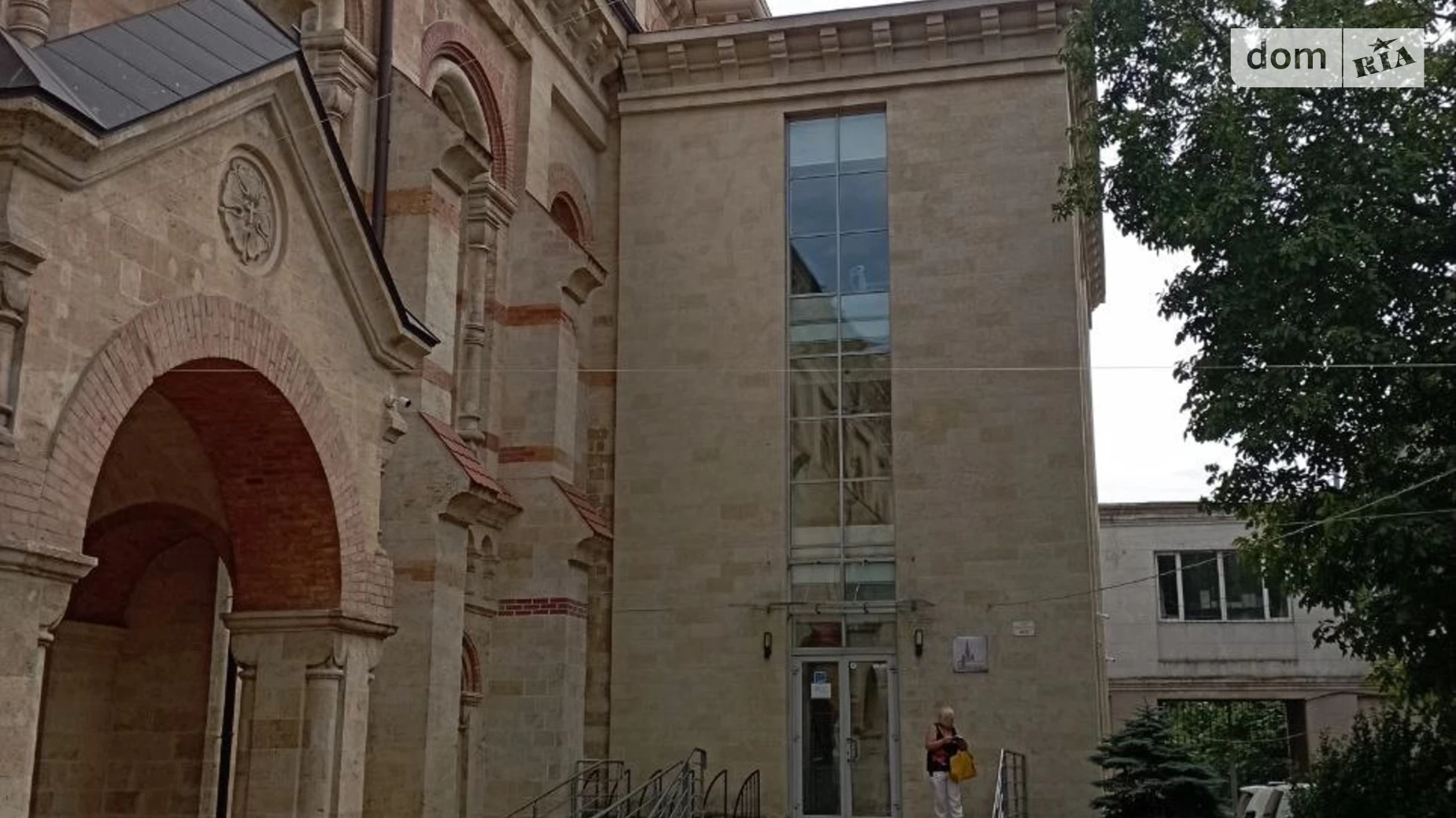 Сдается в аренду офис 74.3 кв. м в бизнес-центре, цена: 743 $ - фото 4