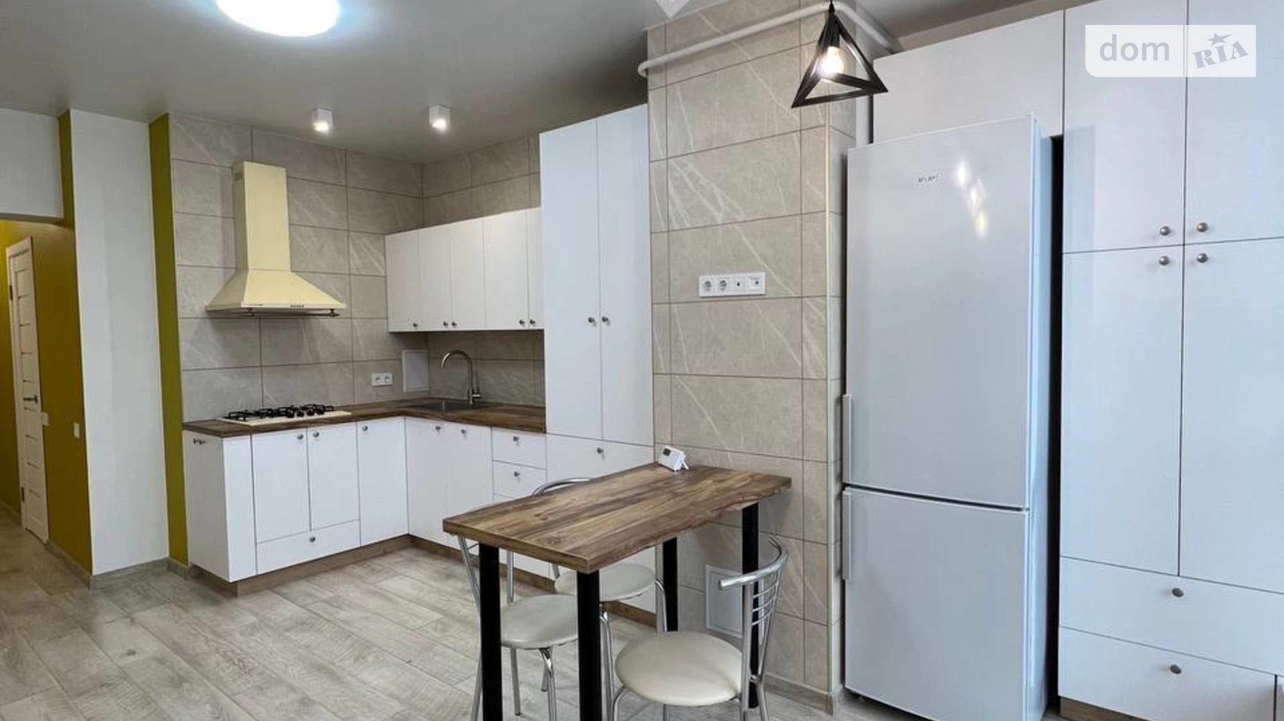 Сдается в аренду 1-комнатная квартира 48 кв. м в Ровно, ул. Защитников Мариуполя(Костромская) - фото 3