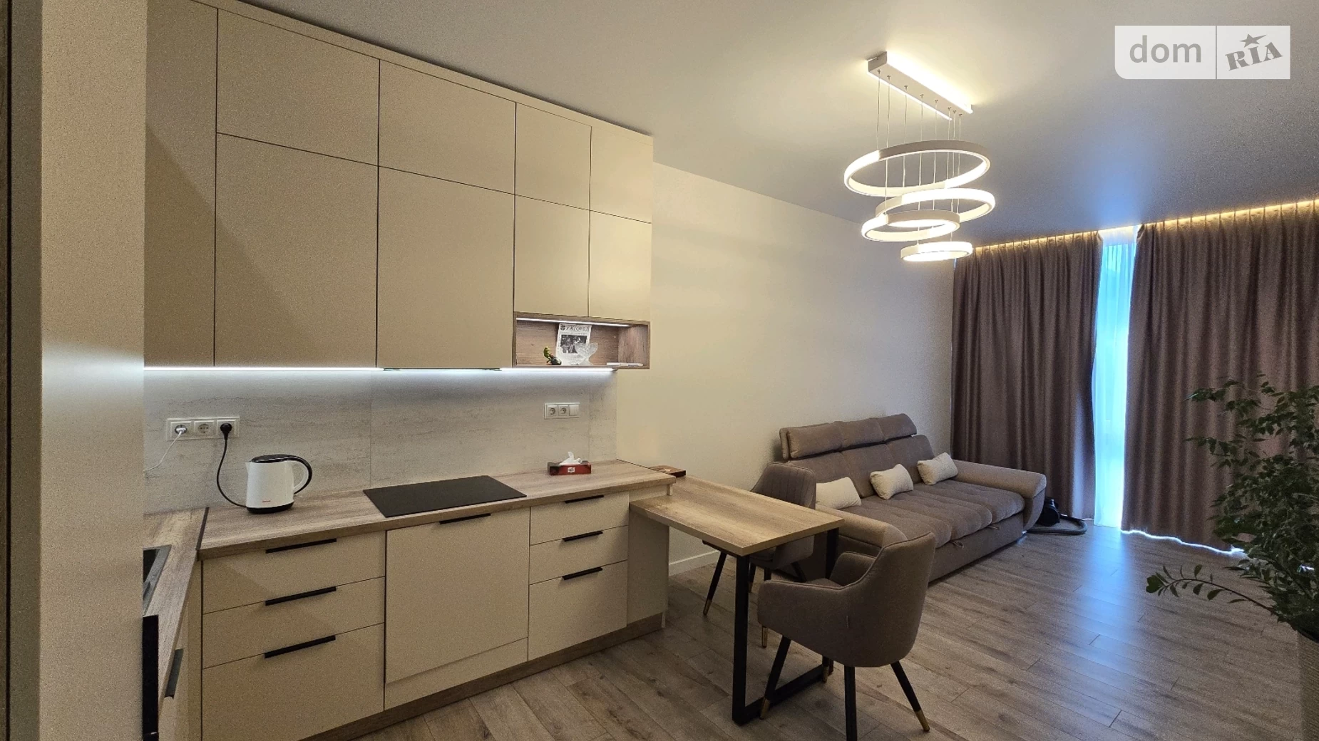 Продается 1-комнатная квартира 52 кв. м в Ужгороде - фото 4