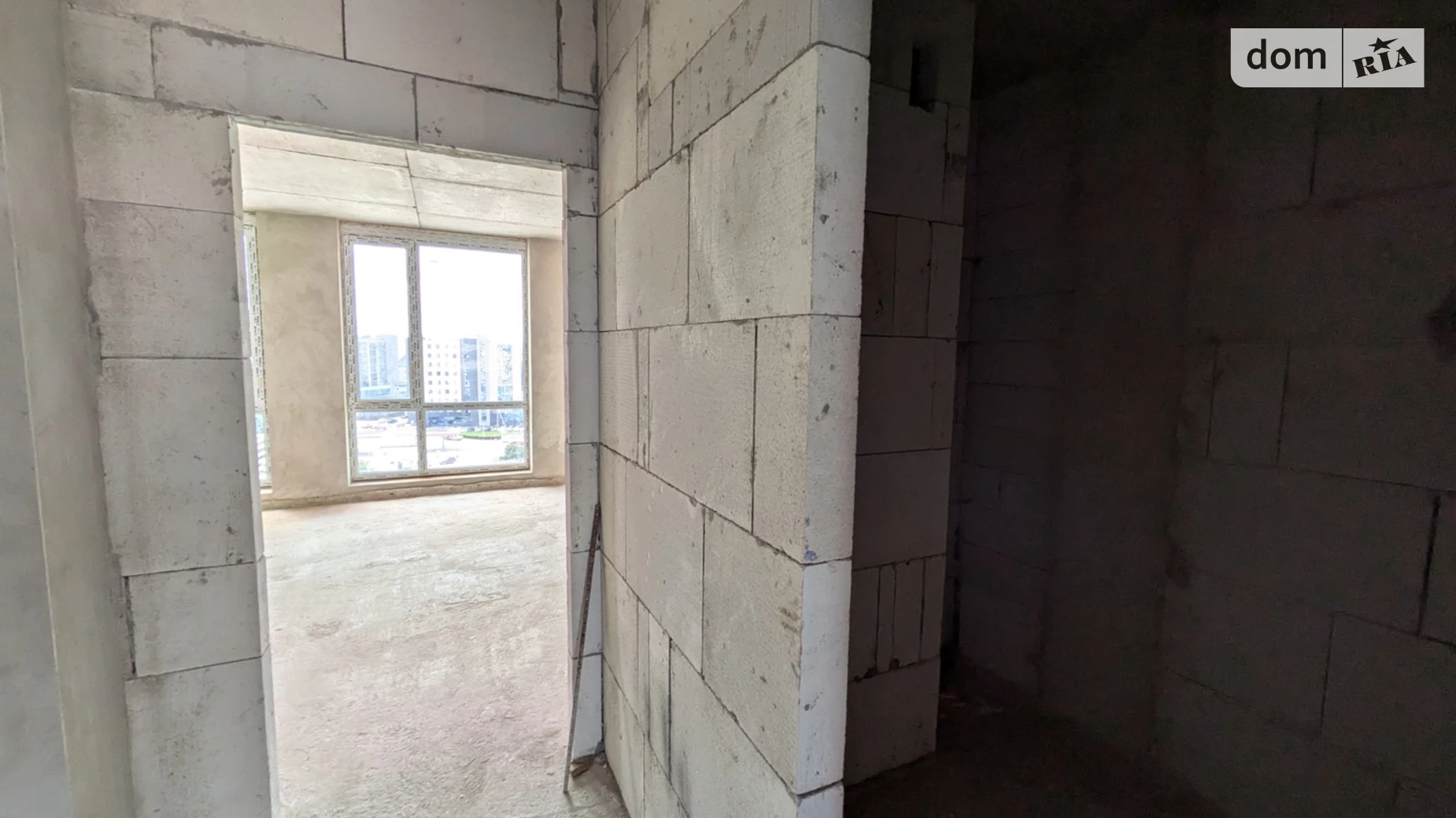 Продается 2-комнатная квартира 54.9 кв. м в Ивано-Франковске, ул. Надречная - фото 2