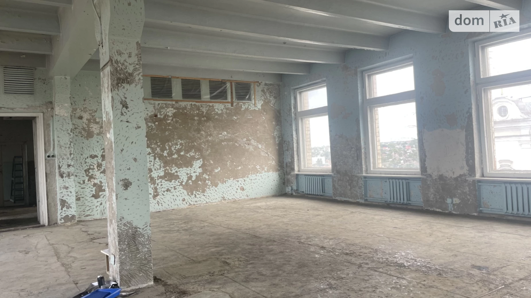 Сдается в аренду офис 593.4 кв. м в бизнес-центре, цена: 61784 грн - фото 3