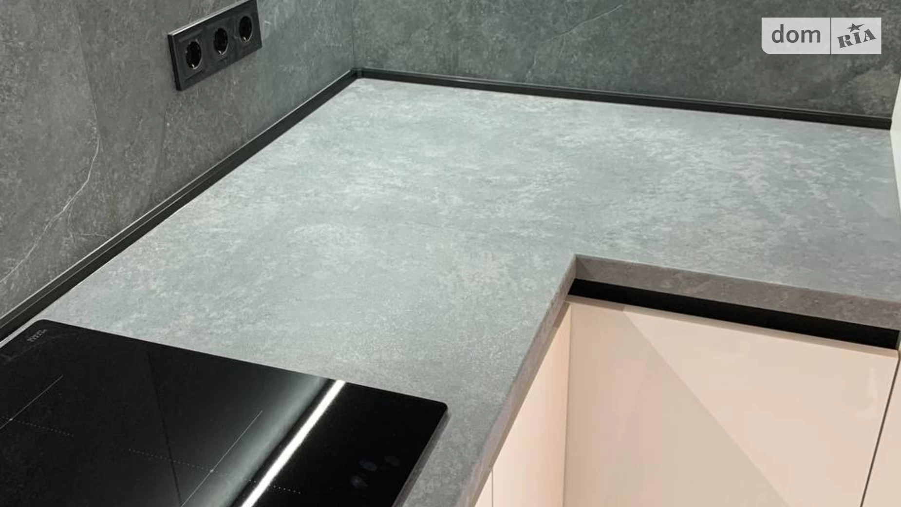 Продается 2-комнатная квартира 61 кв. м в Лиманке, ул. Жемчужная, 8 - фото 2