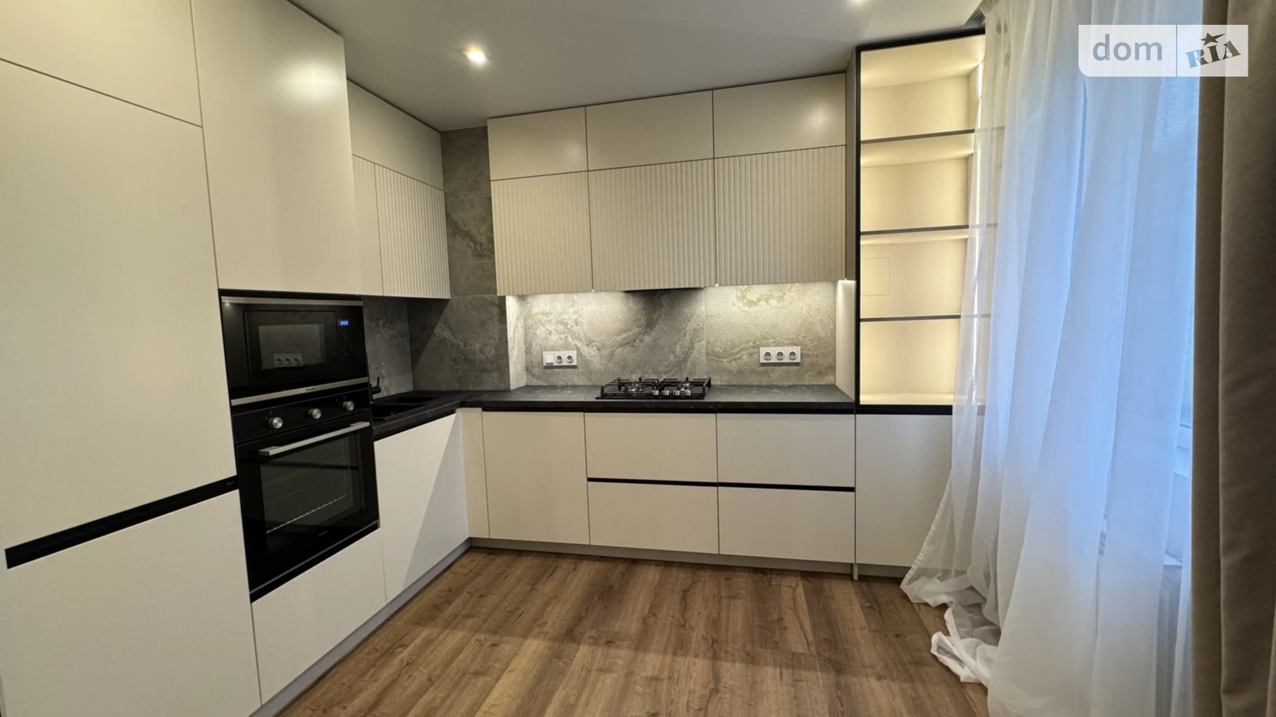 Продається 3-кімнатна квартира 70 кв. м у Києві, цена: 120000 $ - фото 2
