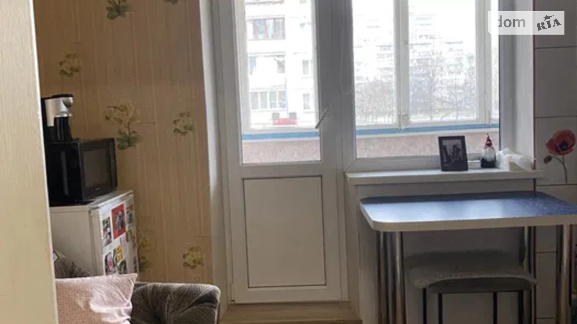 Продается 1-комнатная квартира 37 кв. м в Киеве, просп. Червоной Калины(Маяковского Владимира), 32Г - фото 2
