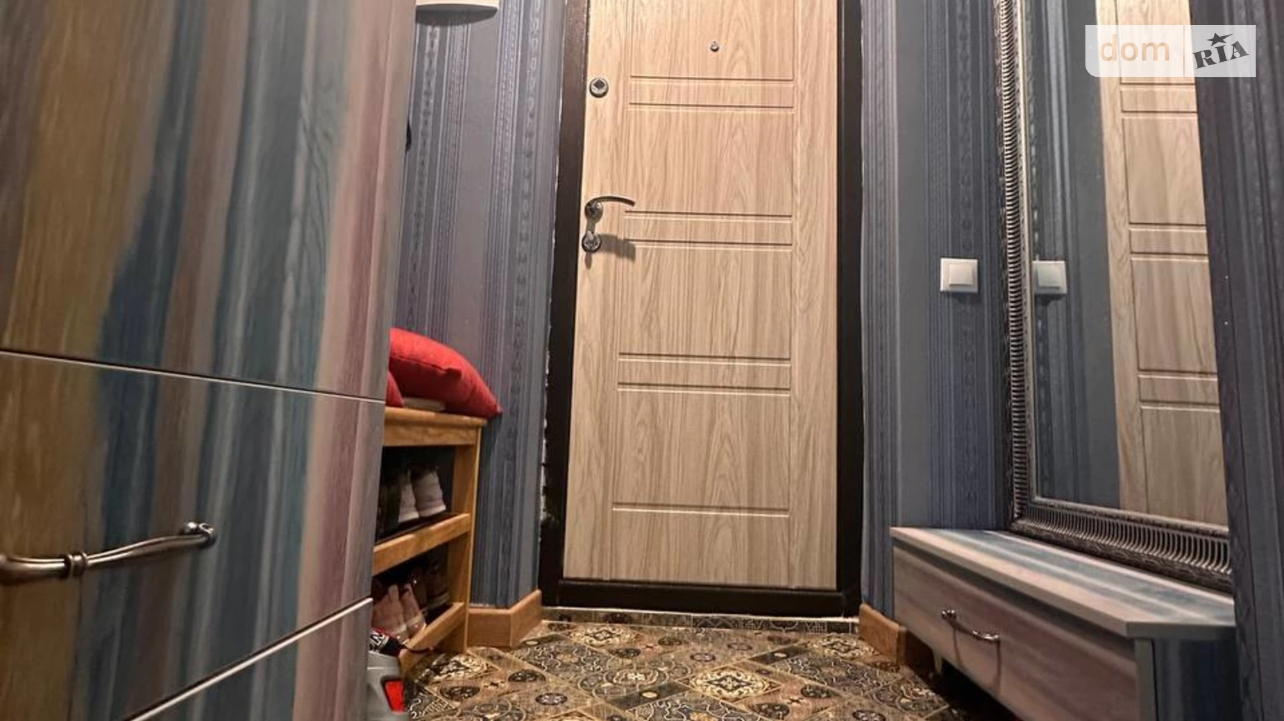 Продается 1-комнатная квартира 30.2 кв. м в, цена: 33500 $ - фото 2