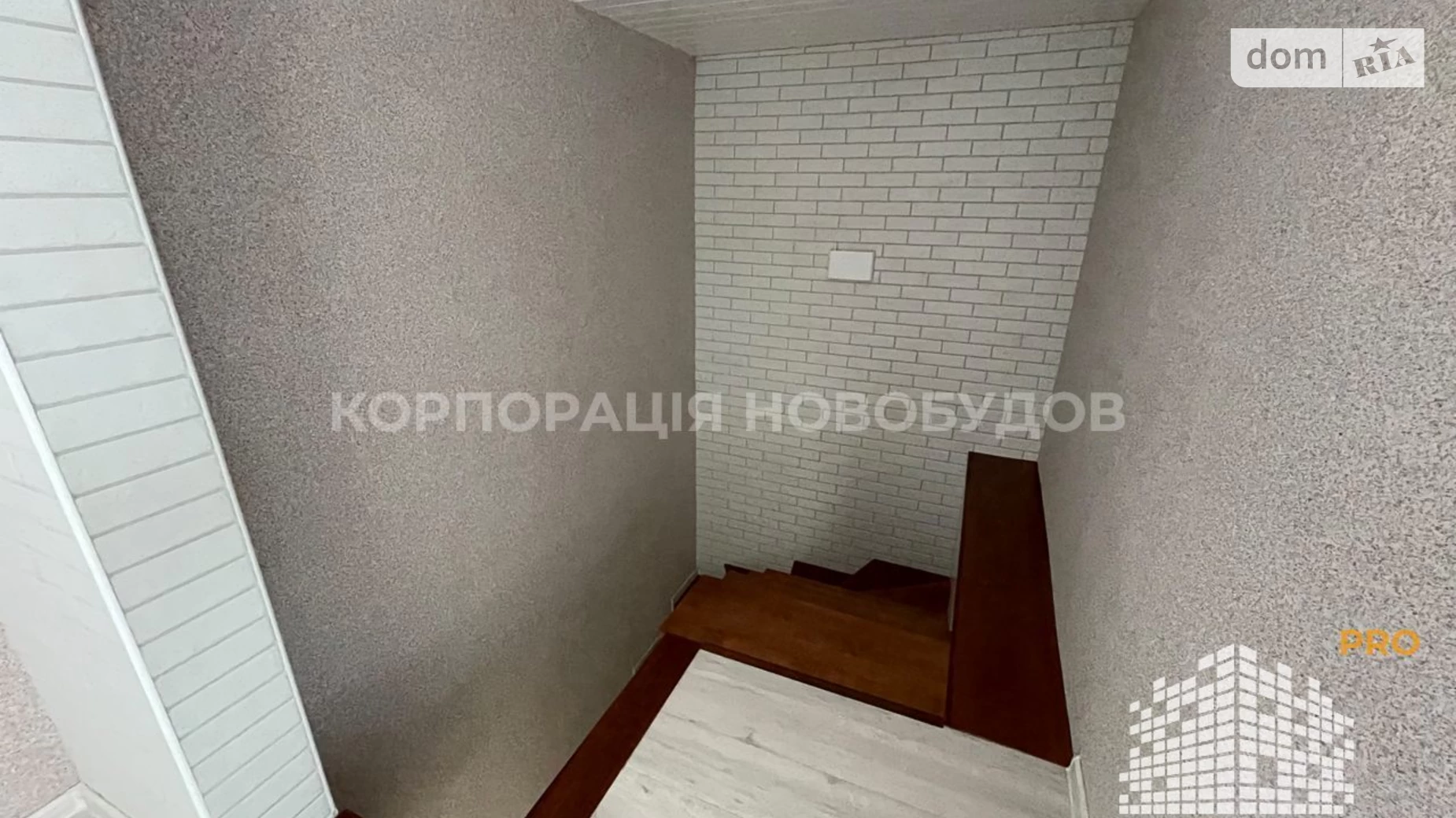 Продается 4-комнатная квартира 106 кв. м в Ужгороде, ул. Русская, 30 - фото 18