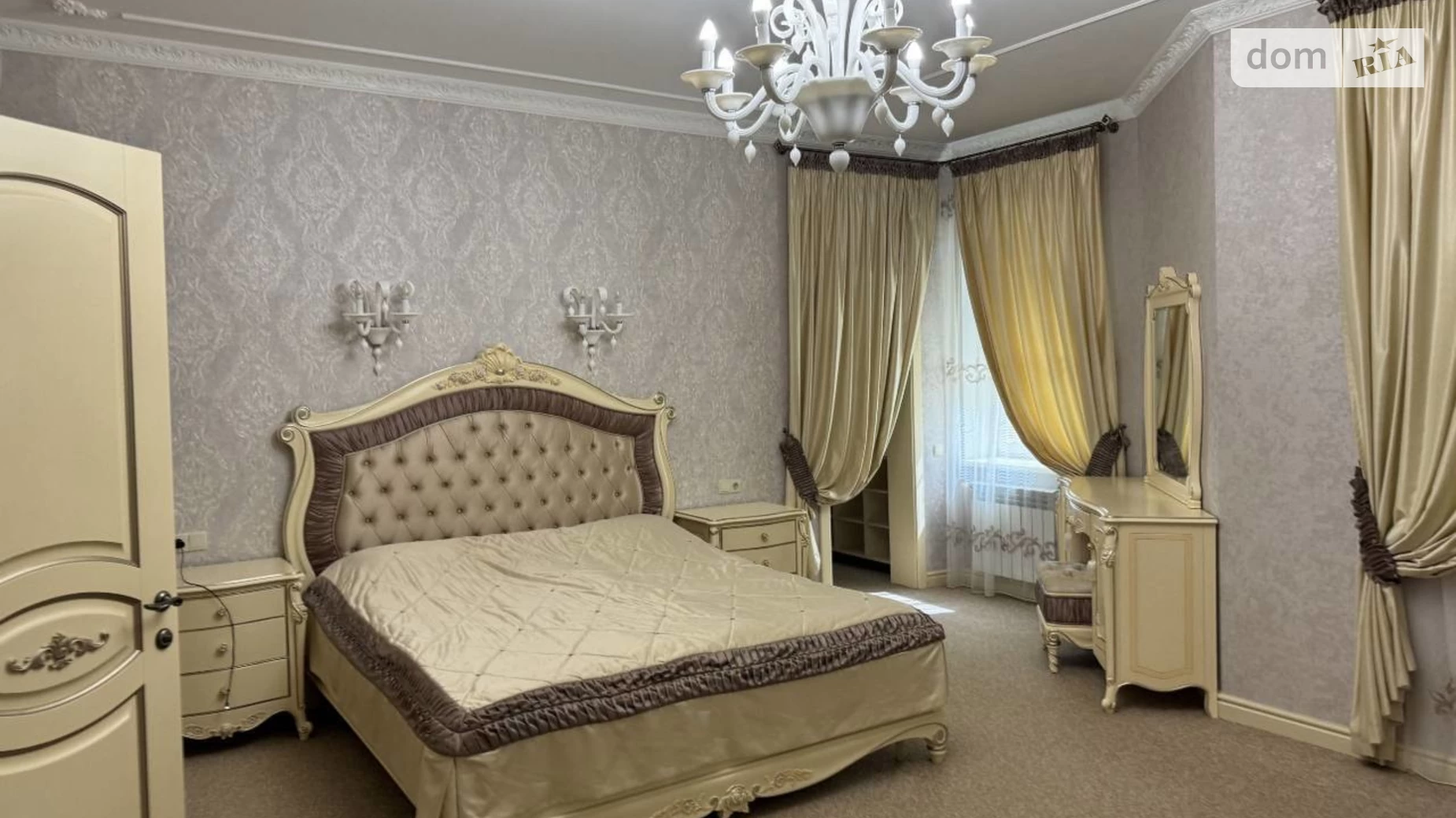Продается дом на 2 этажа 370 кв. м с верандой, цена: 385000 $ - фото 3