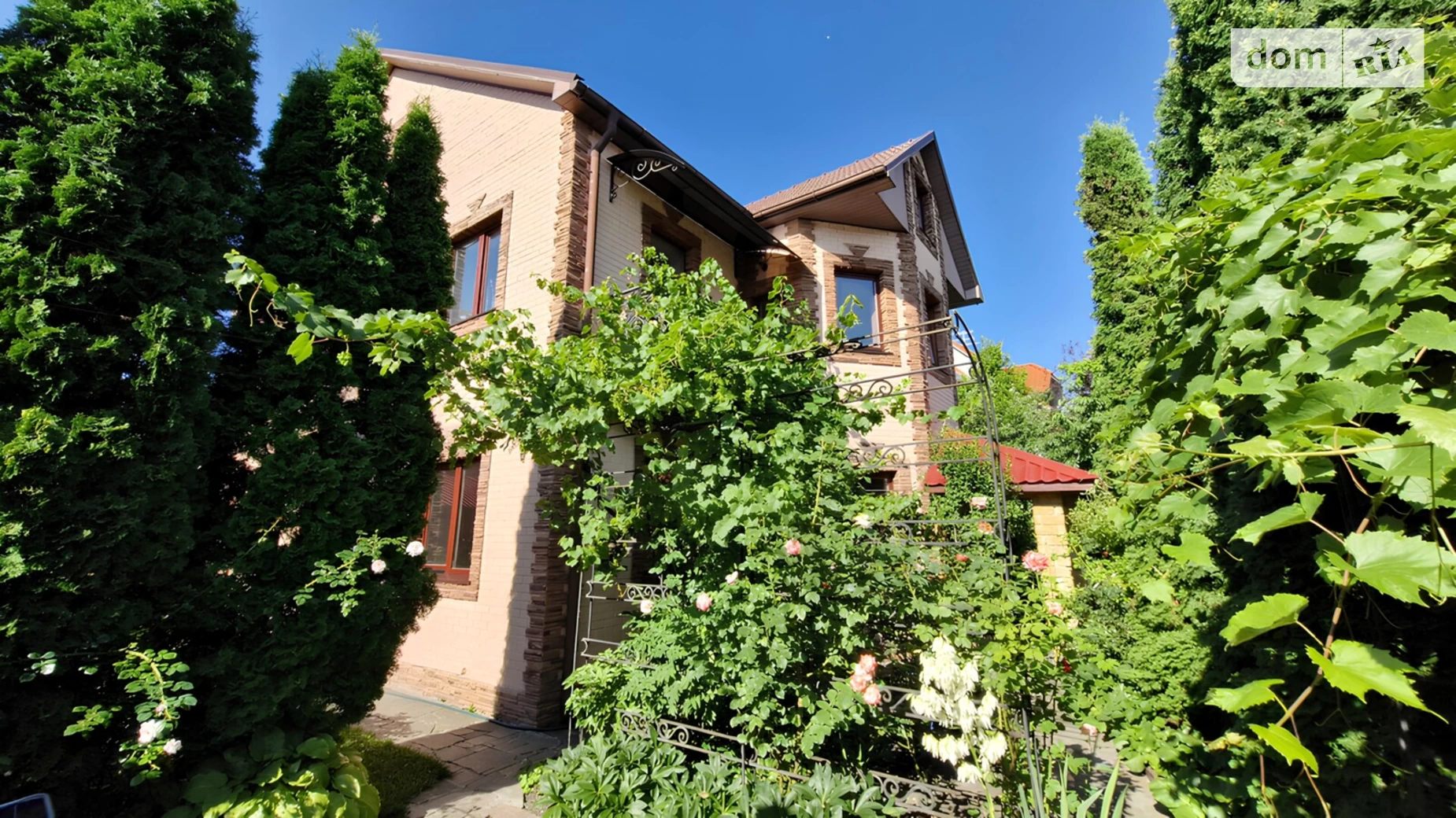 Продается дом на 3 этажа 337 кв. м с мебелью, цена: 770000 $ - фото 5