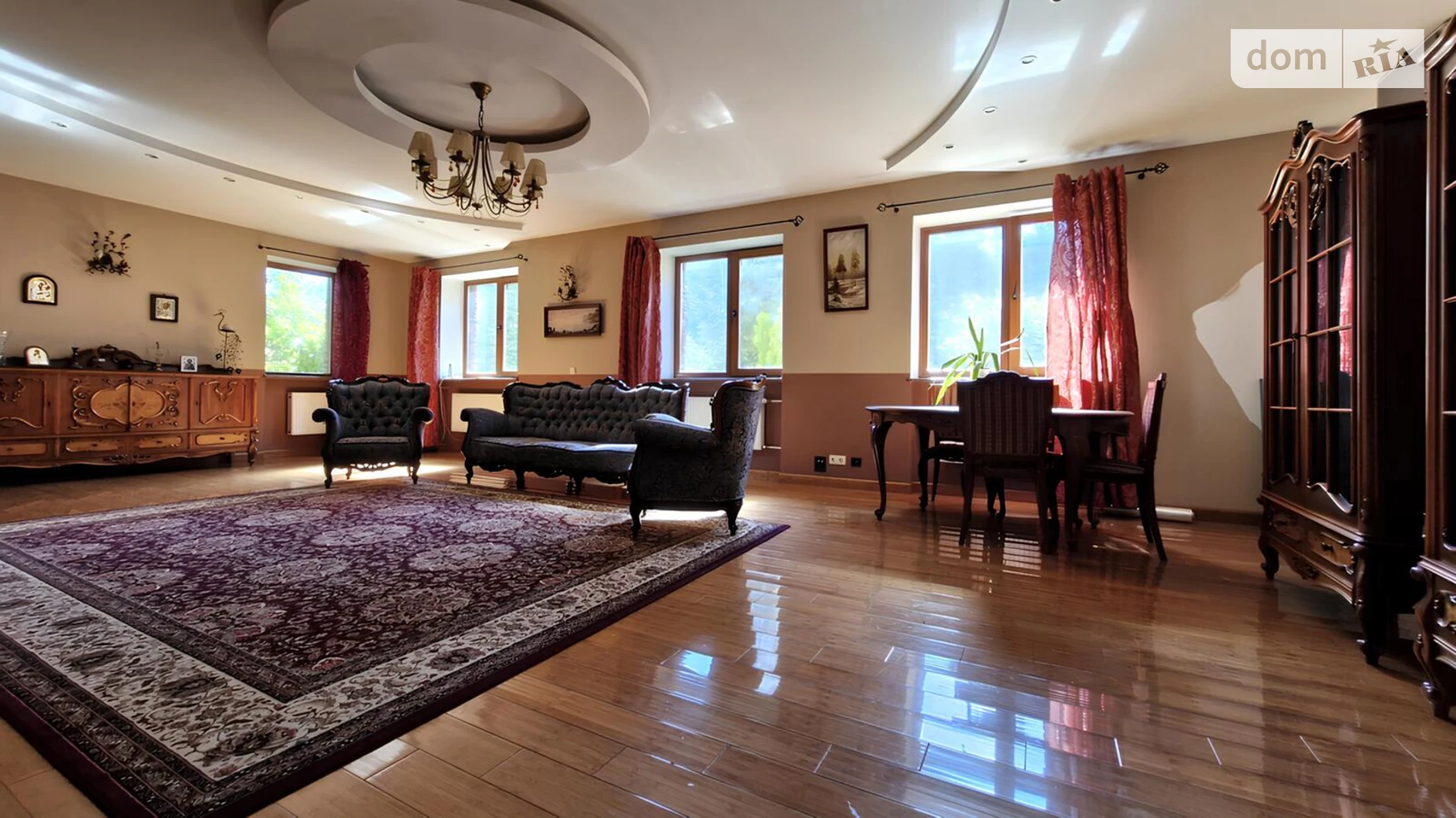 Продается дом на 3 этажа 337 кв. м с мебелью, цена: 650000 $ - фото 2