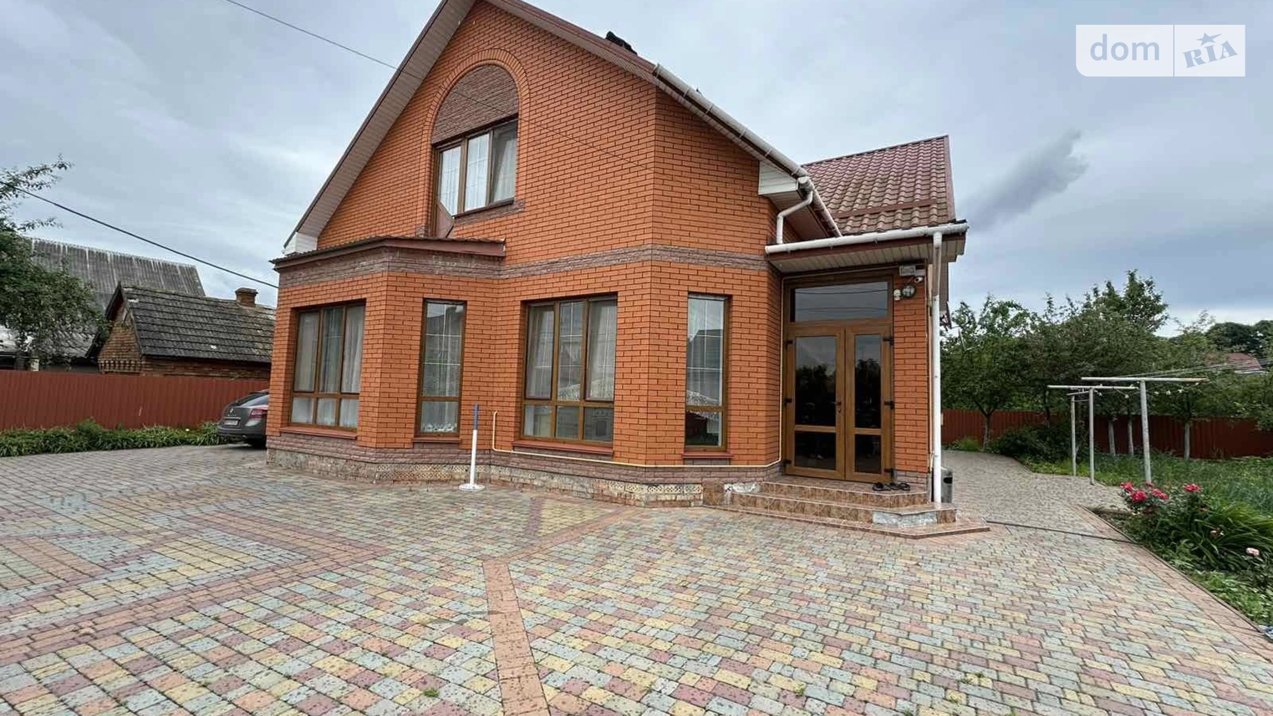 Продается дом на 2 этажа 230.3 кв. м с мансардой, цена: 230000 $ - фото 2