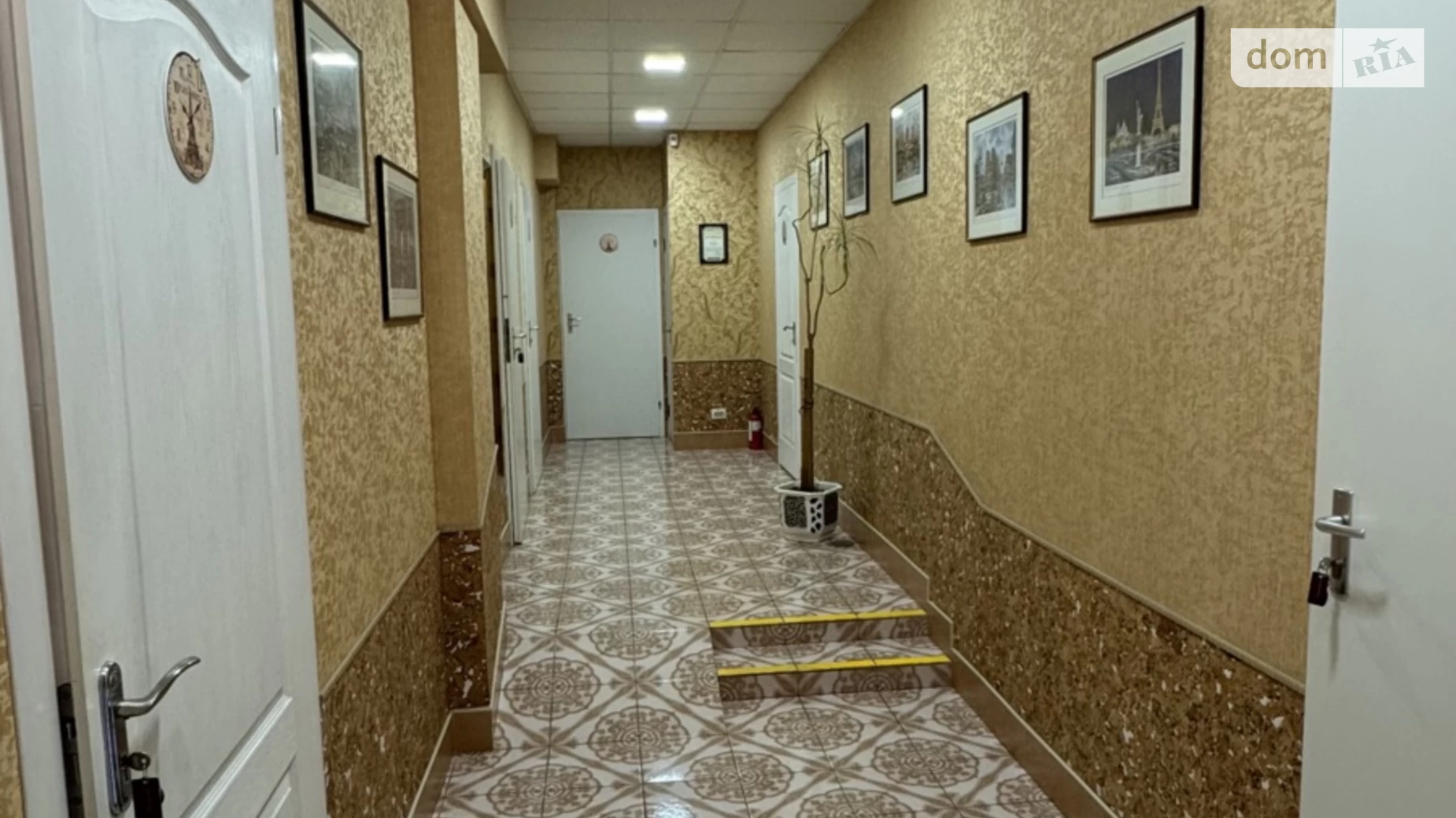 Продается объект сферы услуг 200 кв. м в 3-этажном здании, цена: 200000 $ - фото 5