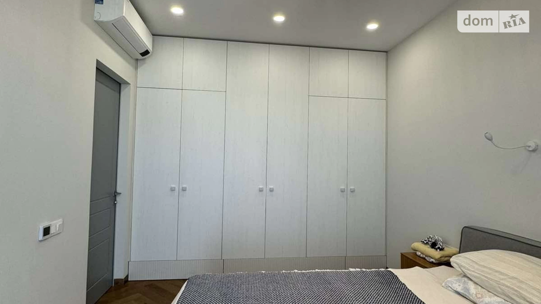 Продается 1-комнатная квартира 77 кв. м в Днепре, бул. Звездный, 1М - фото 5