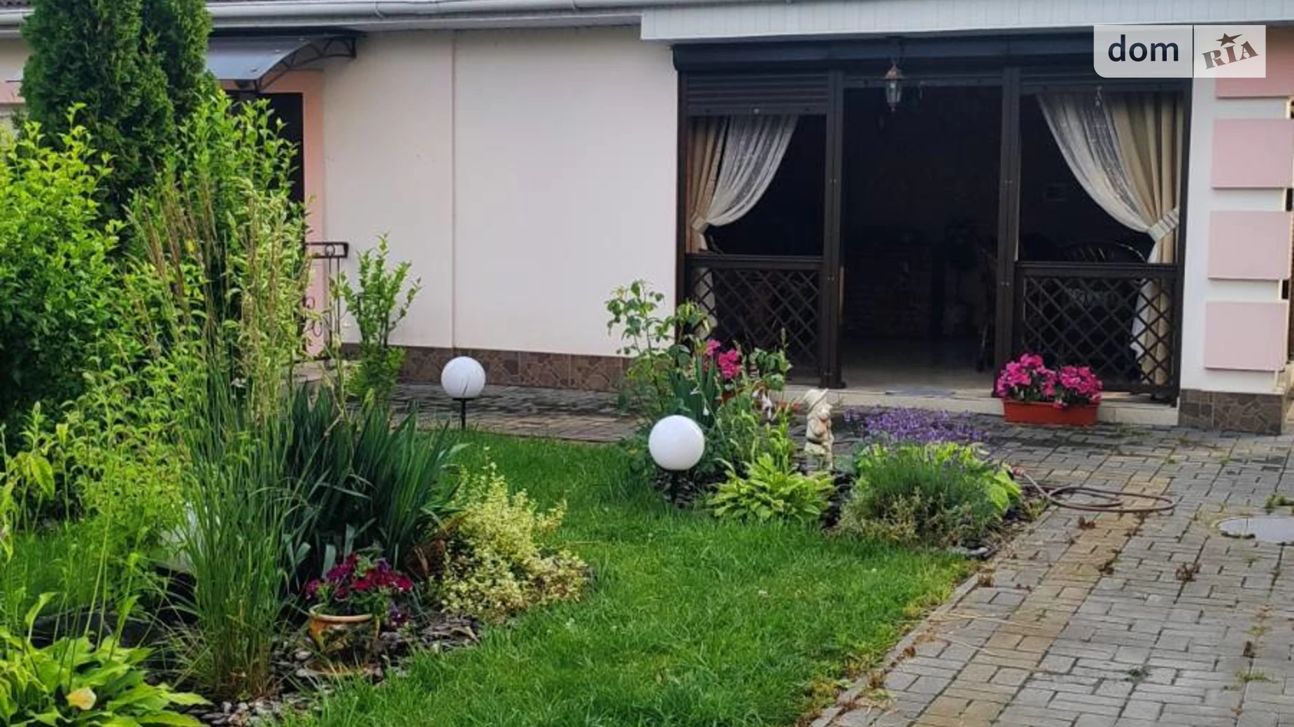 Продается дом на 2 этажа 360 кв. м с камином, цена: 375000 $ - фото 4