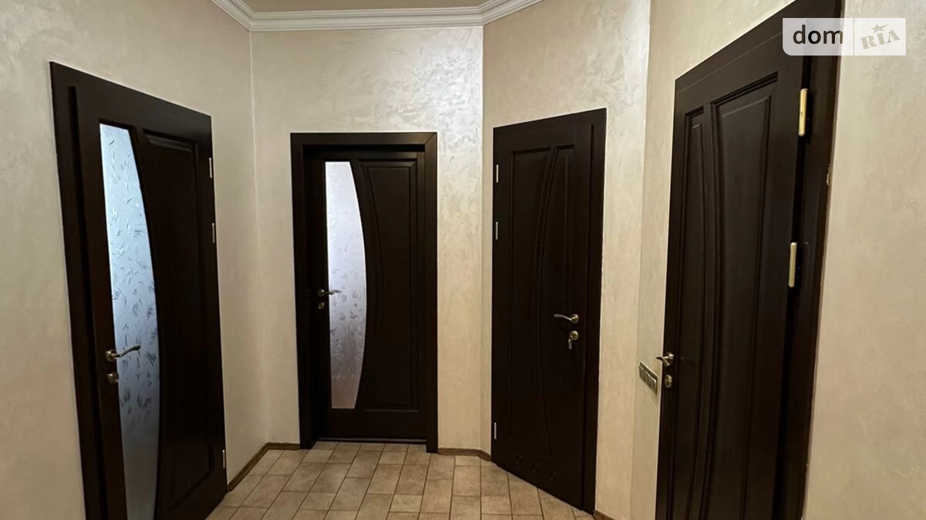 Продается 3-комнатная квартира 103 кв. м в Ивано-Франковске, ул. Вячеслава Черновола - фото 3