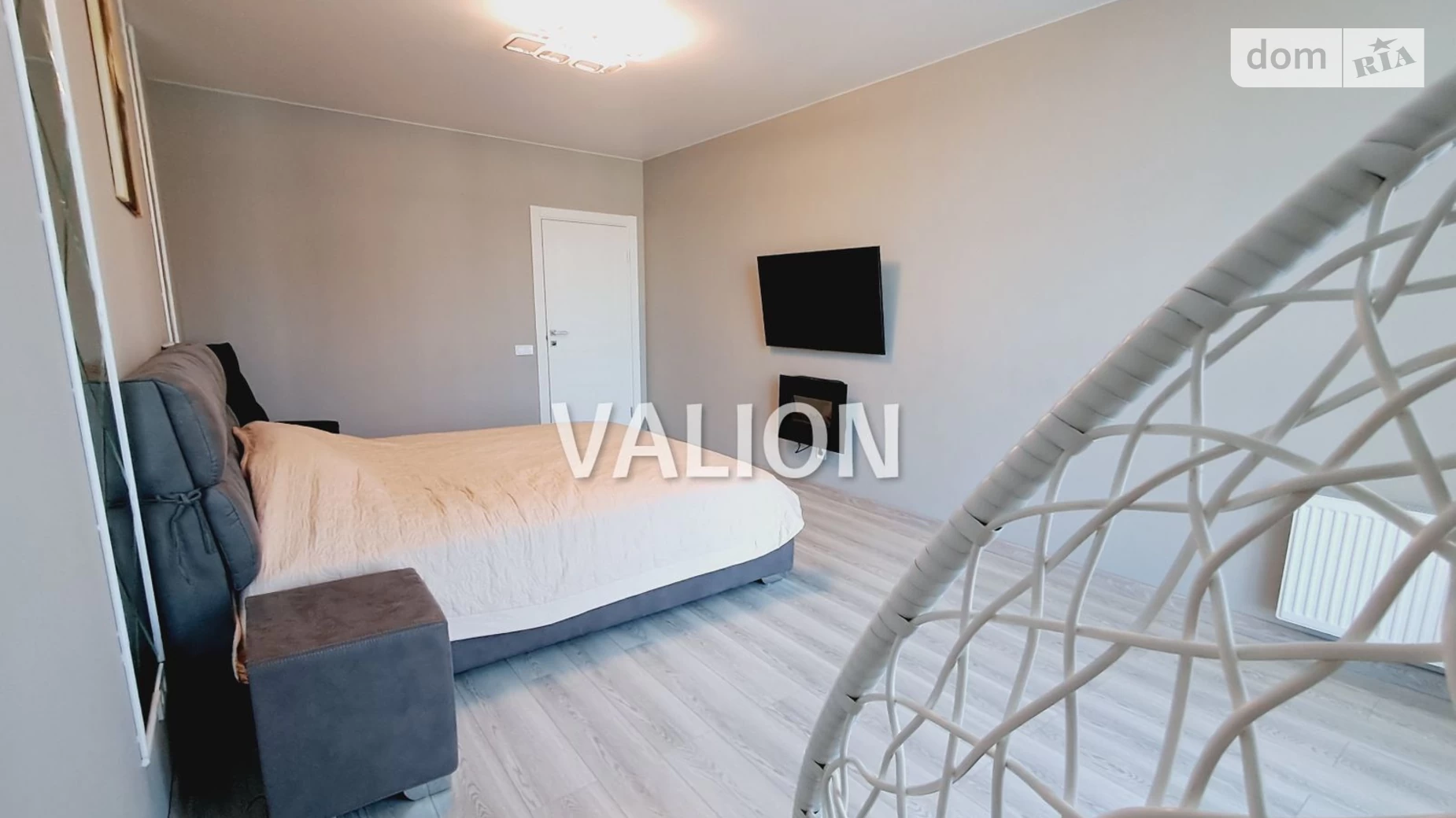 Продается 2-комнатная квартира 95 кв. м в Киеве, ул. Центральная, 19 - фото 2
