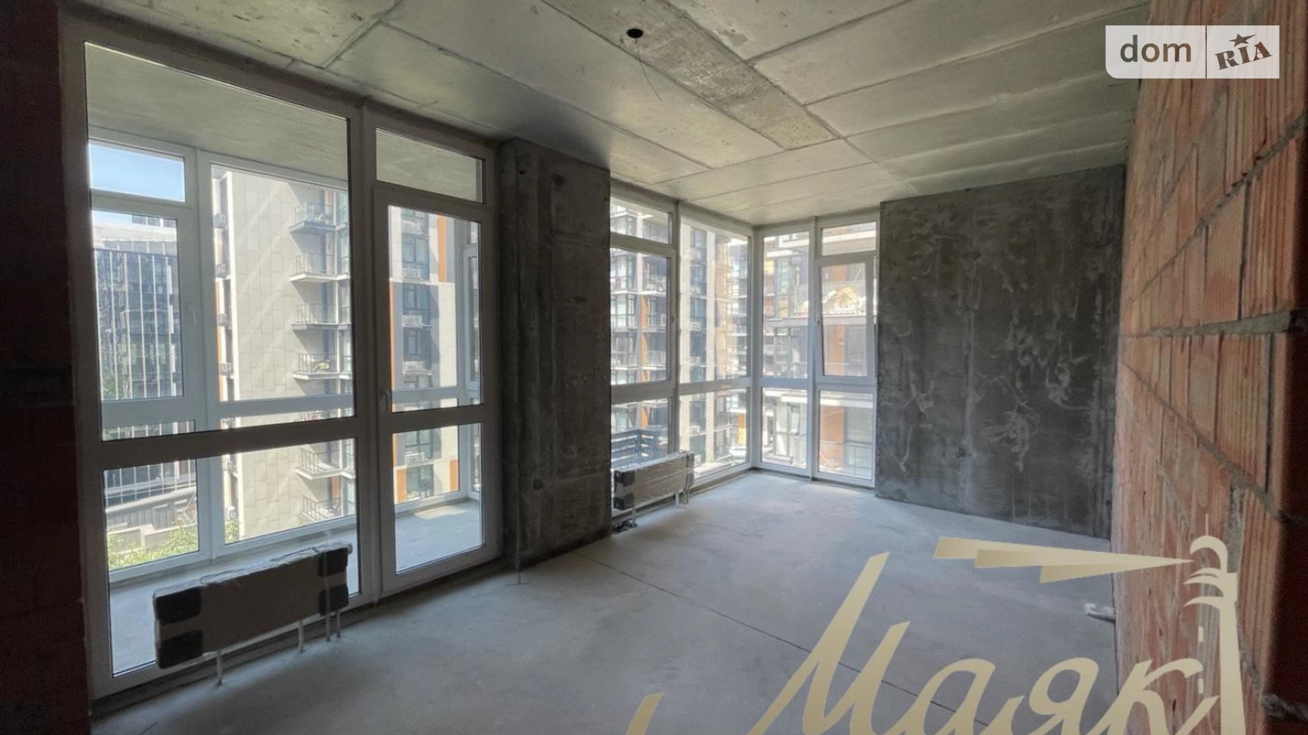 Продается 3-комнатная квартира 106 кв. м в Киеве, ул. Маккейна Джона, 1 - фото 2