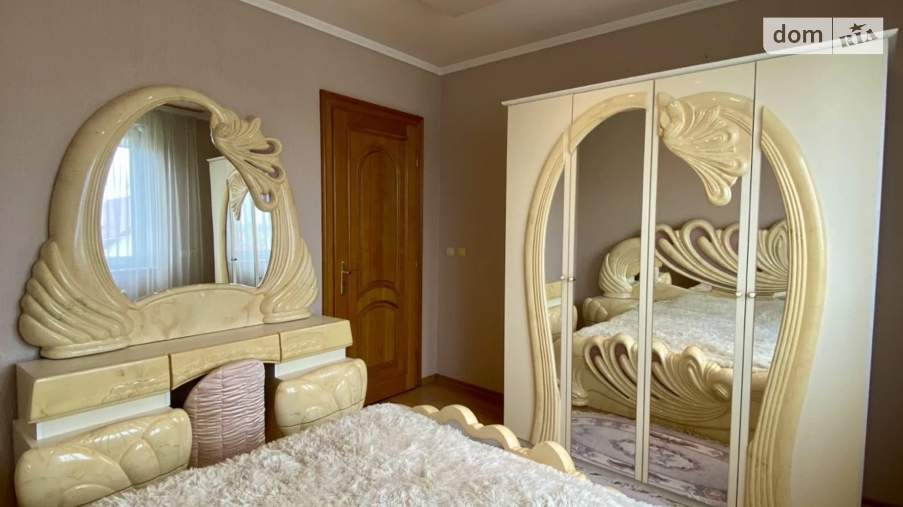 Продается дом на 2 этажа 233.5 кв. м с участком, цена: 219000 $ - фото 3