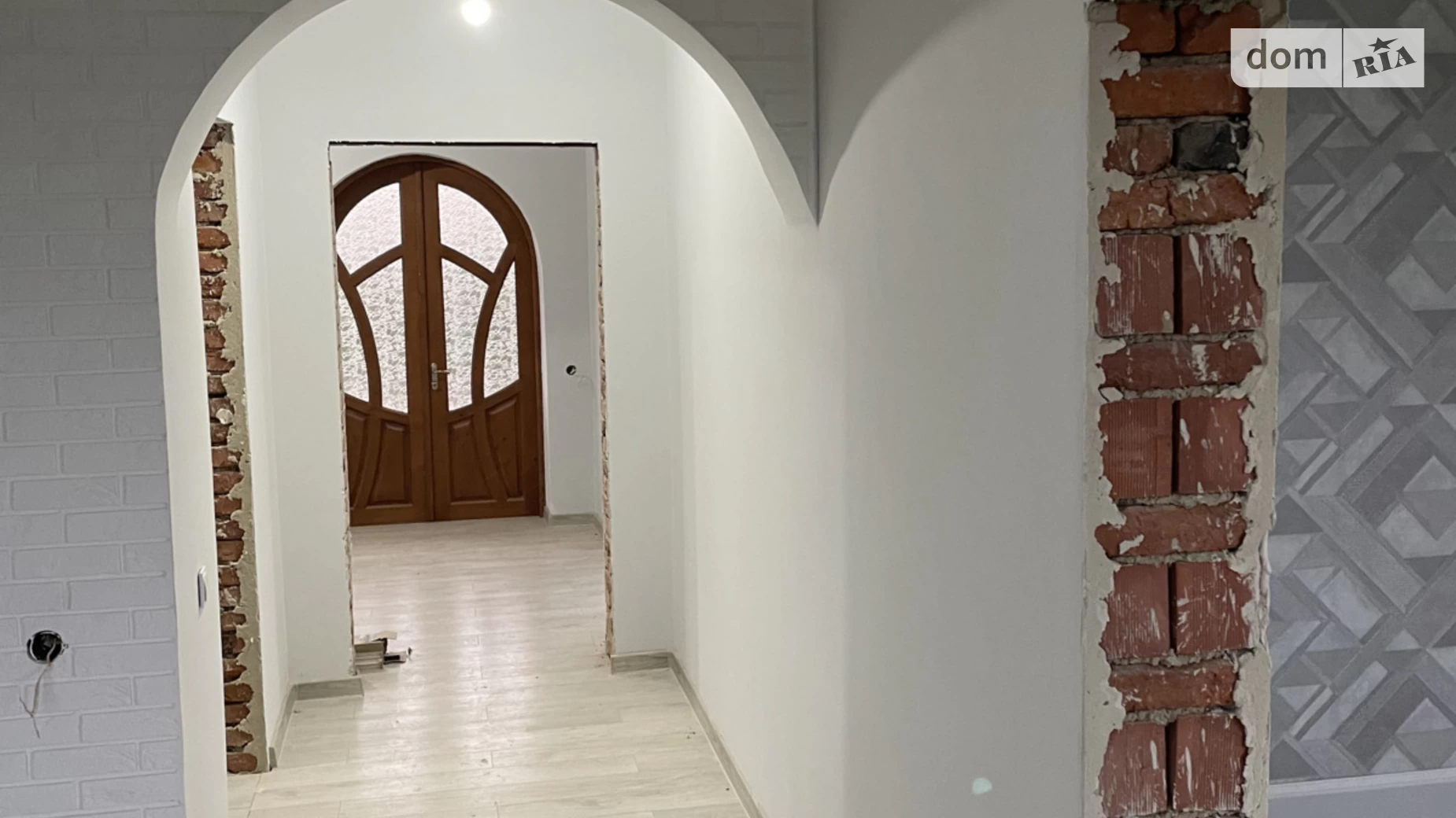 Продается дом на 2 этажа 150 кв. м с беседкой, цена: 38000 $ - фото 3