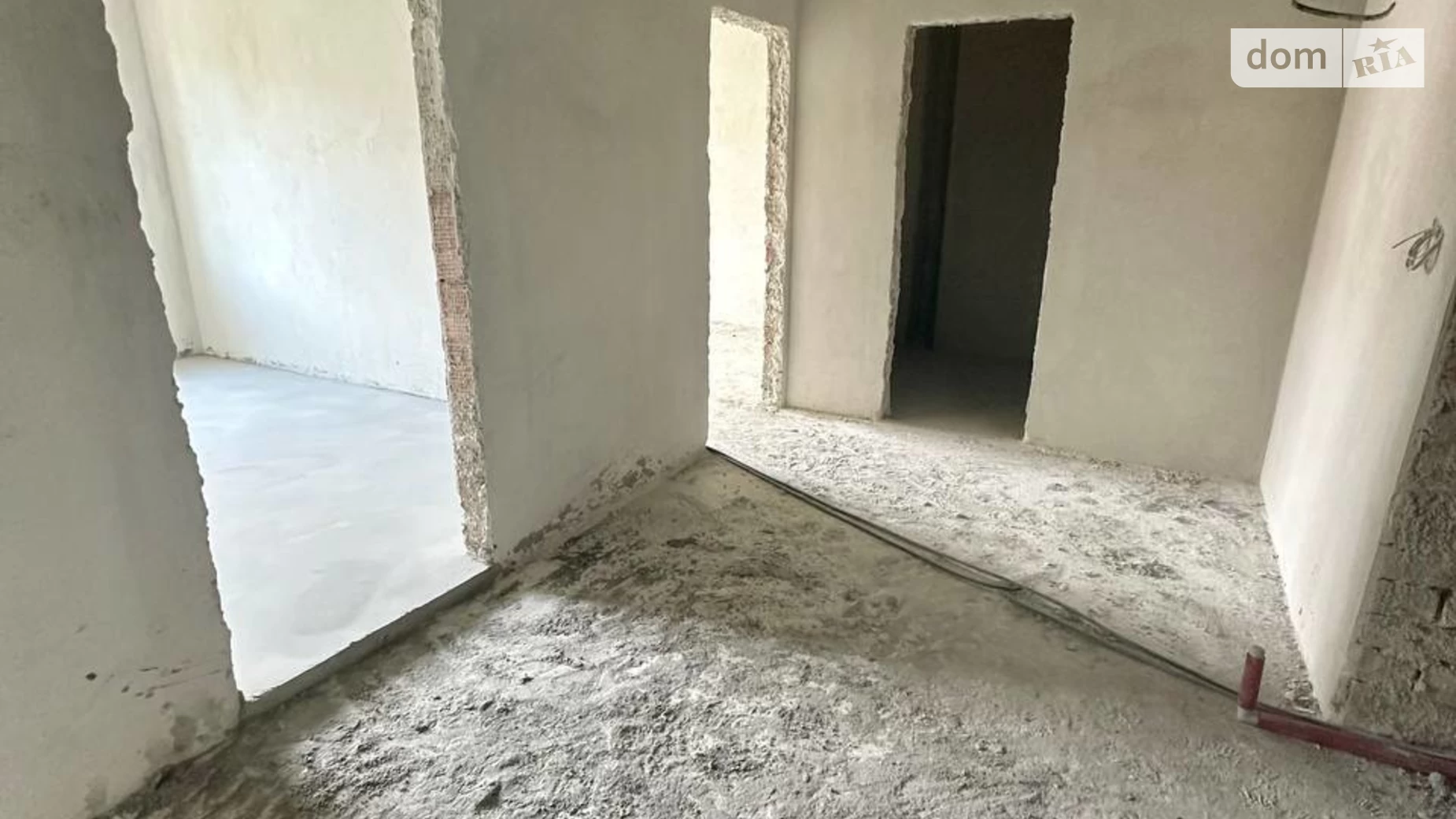 Продается 2-комнатная квартира 65.8 кв. м в Ивано-Франковске, ул. Мира, 100 - фото 2