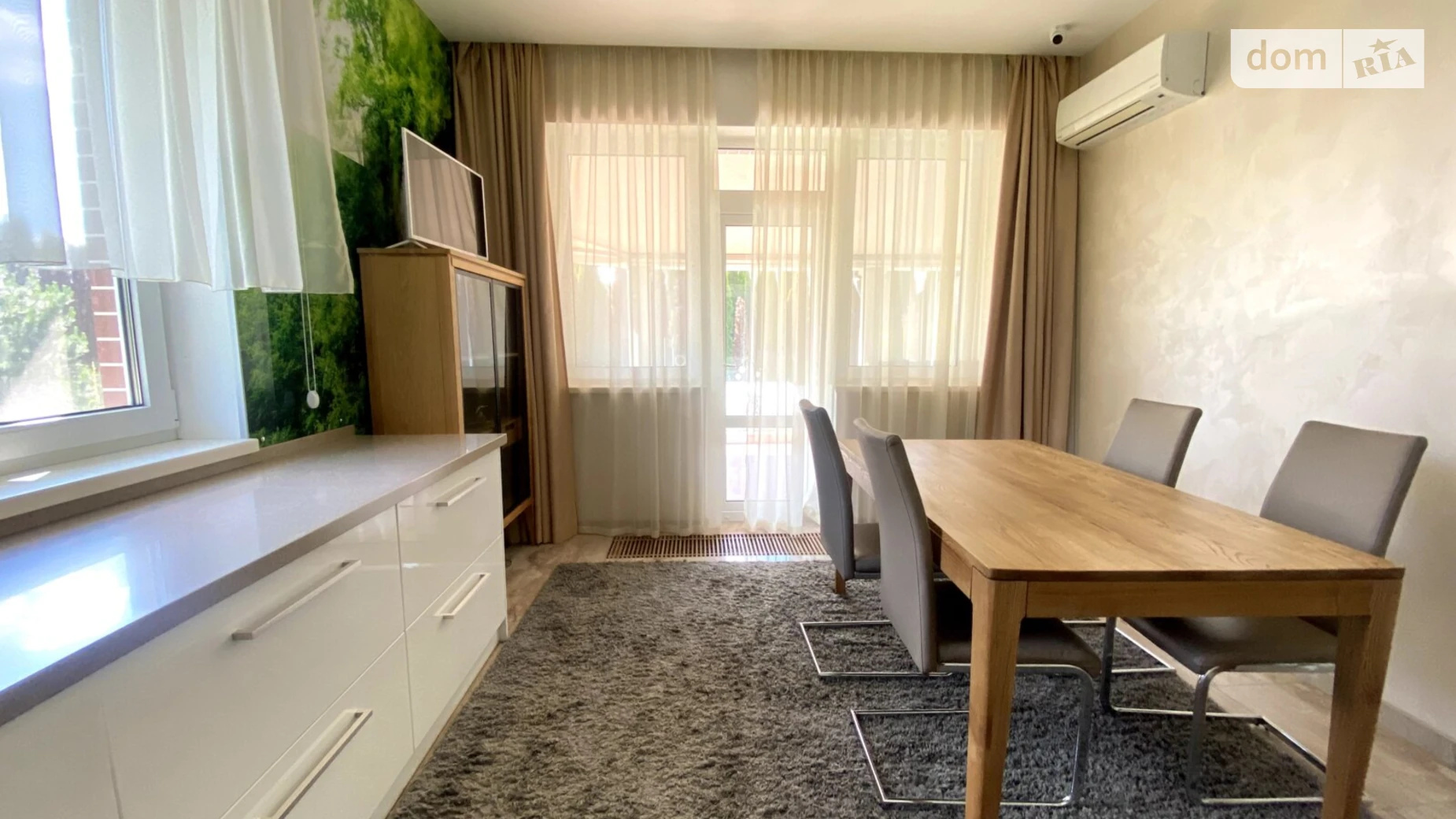 Сдается в аренду дом на 2 этажа 200 кв. м с террасой, цена: 2000 $ - фото 2