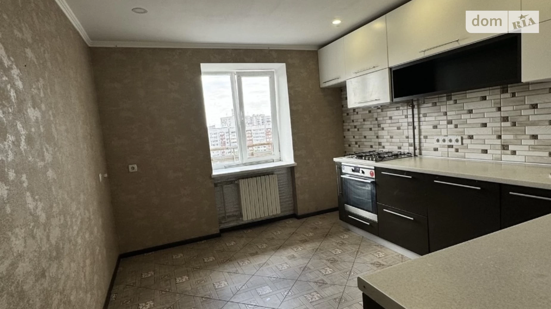 Продается 3-комнатная квартира 85.4 кв. м в Днепре, ул. Савкина, 6 - фото 2