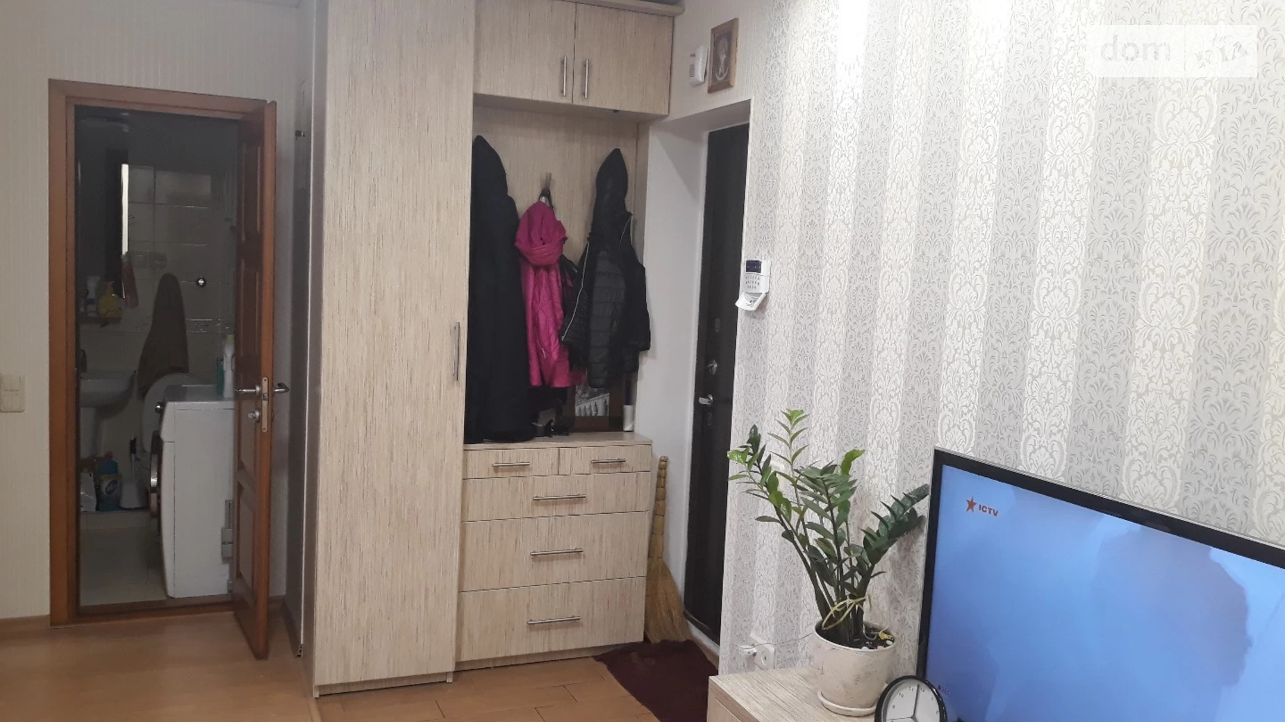 Продається 3-кімнатна квартира 47 кв. м у Одесі, вул. Середня - фото 2