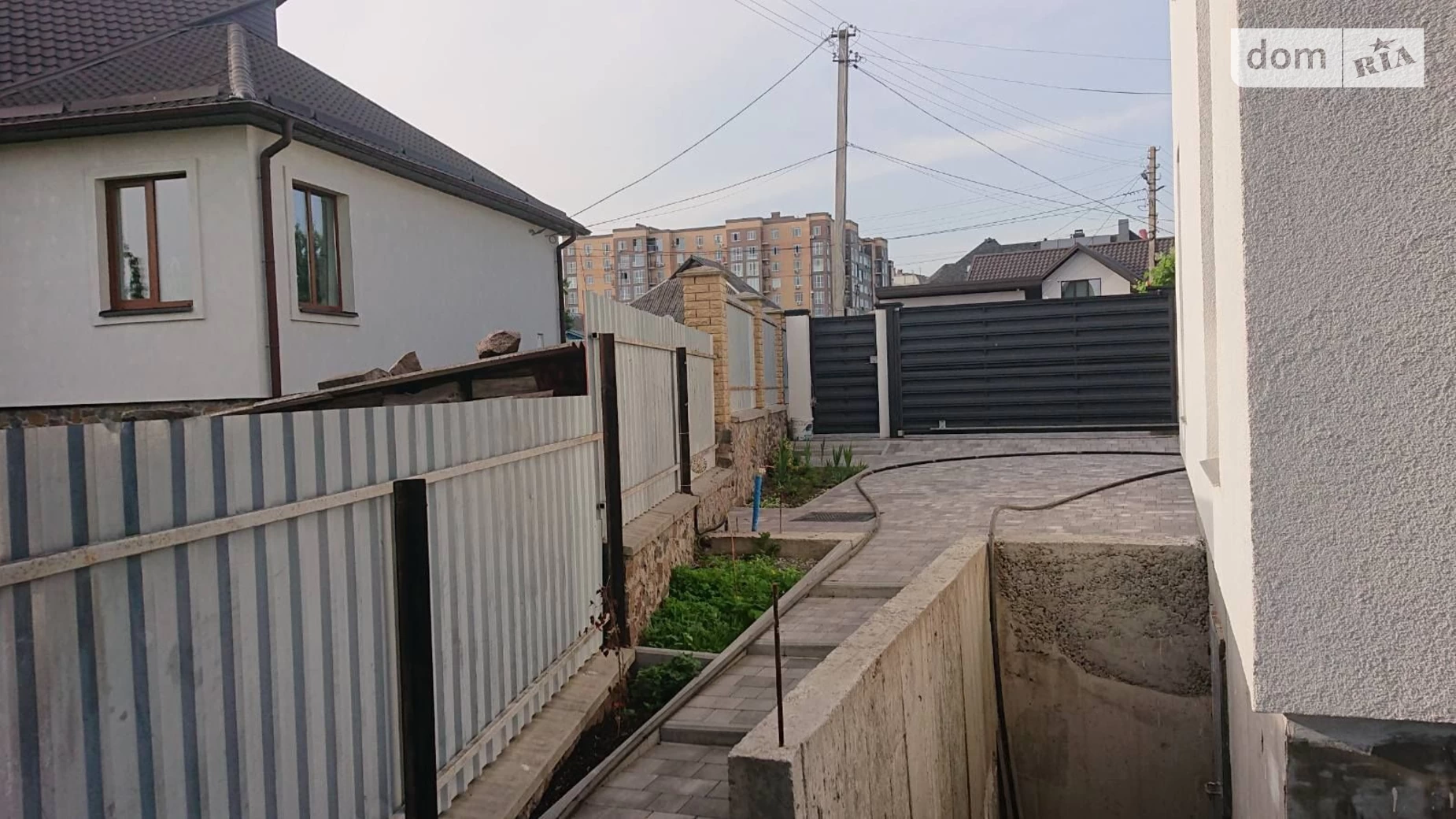 Продается дом на 2 этажа 104 кв. м с мансардой, цена: 165000 $ - фото 3