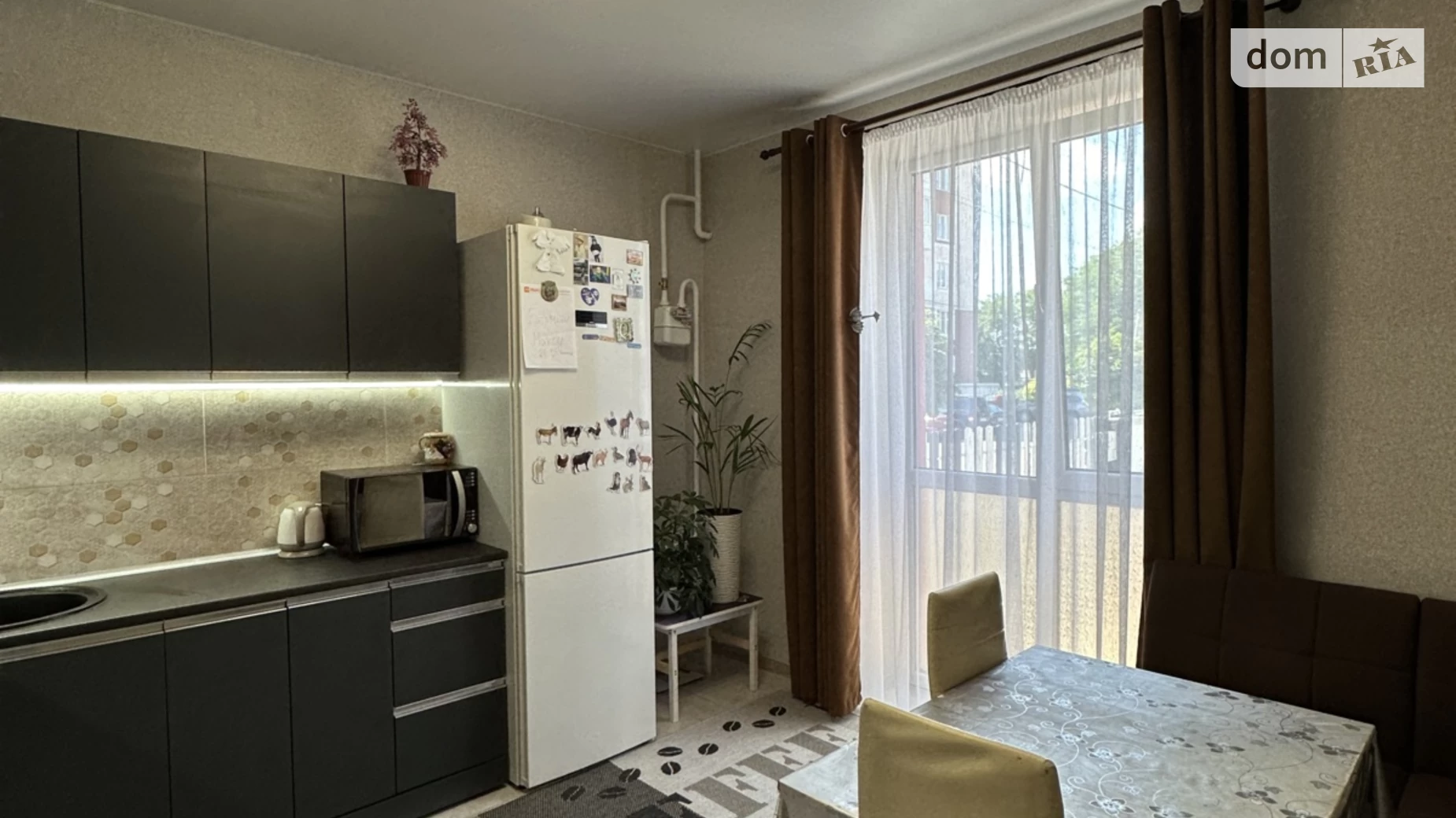 Продается 2-комнатная квартира 45.6 кв. м в Гостомеле, ул. Весенняя - фото 2