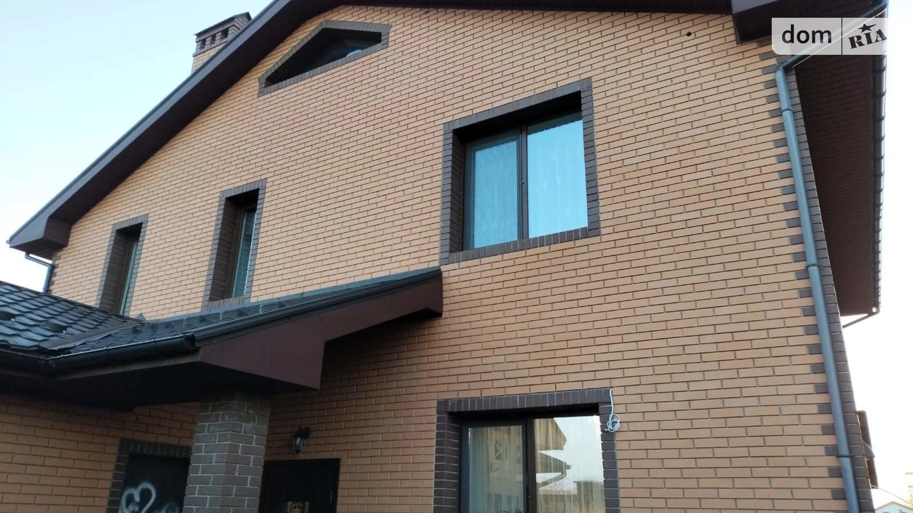 Продается дом на 2 этажа 196.7 кв. м с садом, цена: 320000 $ - фото 2